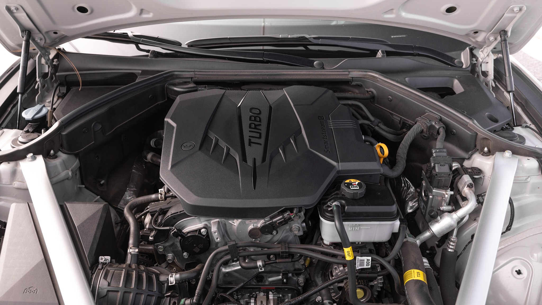 023 2024 Genesis G70 2 5T AWD