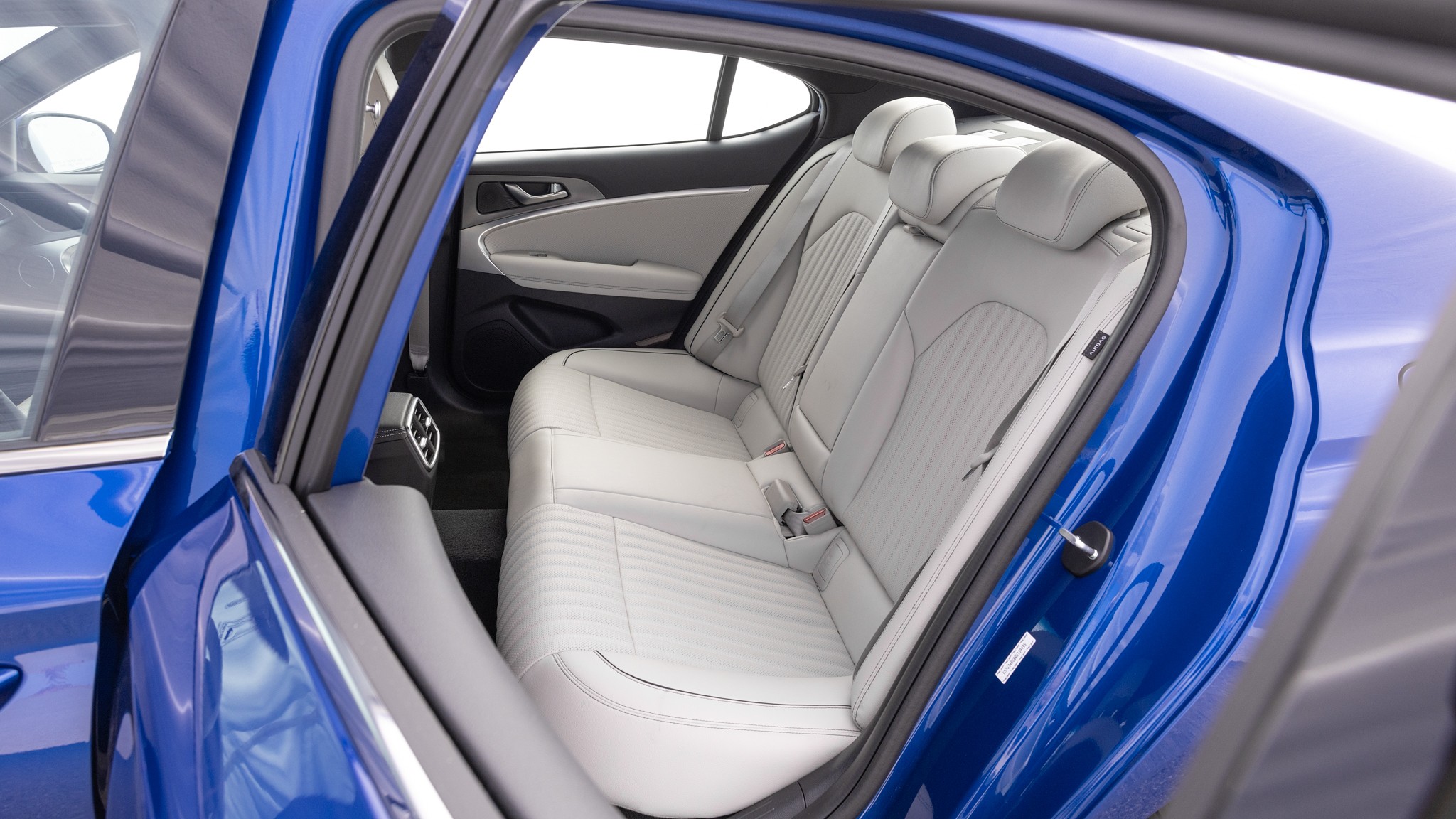 015 2024 Genesis G70 2 5T