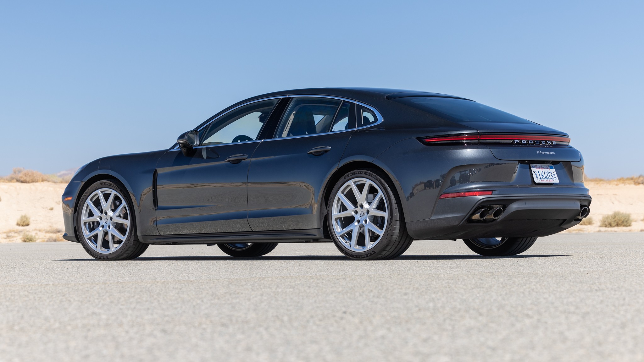 007 2024 Porsche Panamera