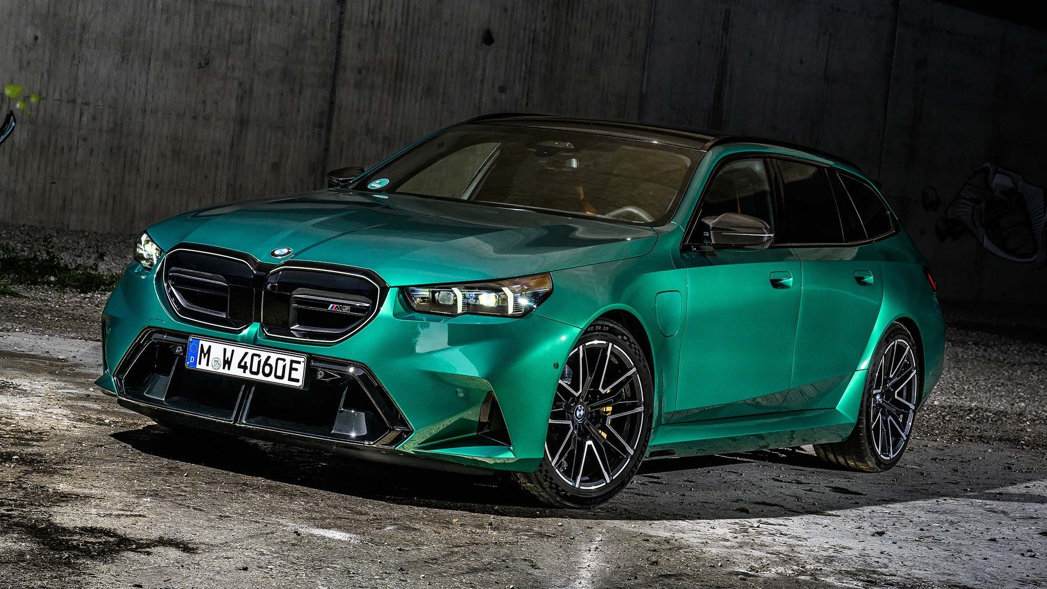 012 2025 bmw m5 touring wagon