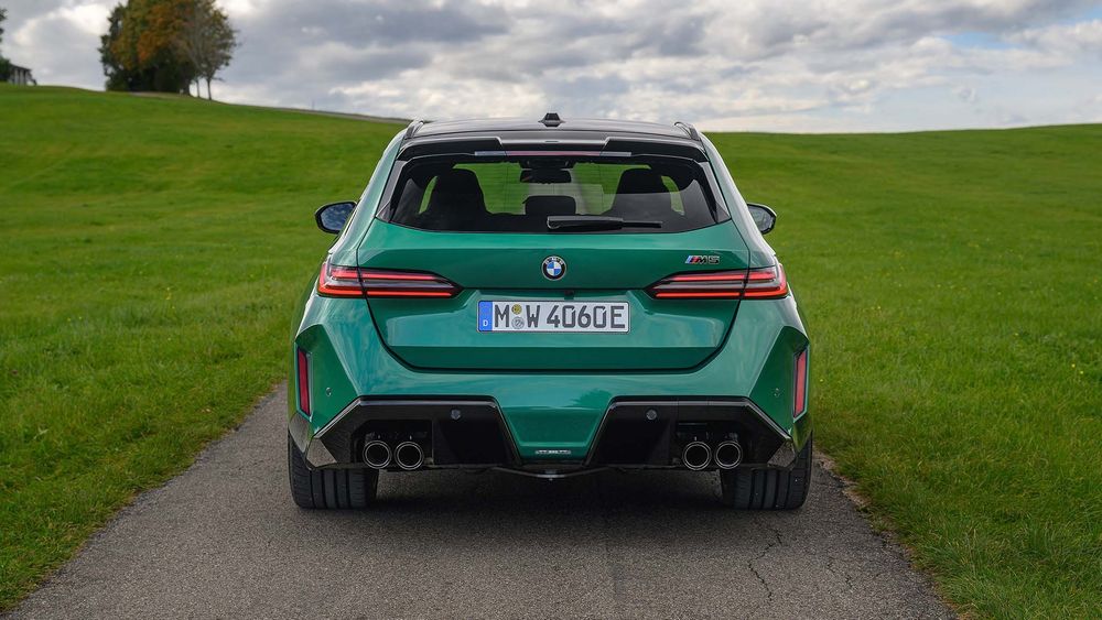 019 2025 bmw m5 touring wagon