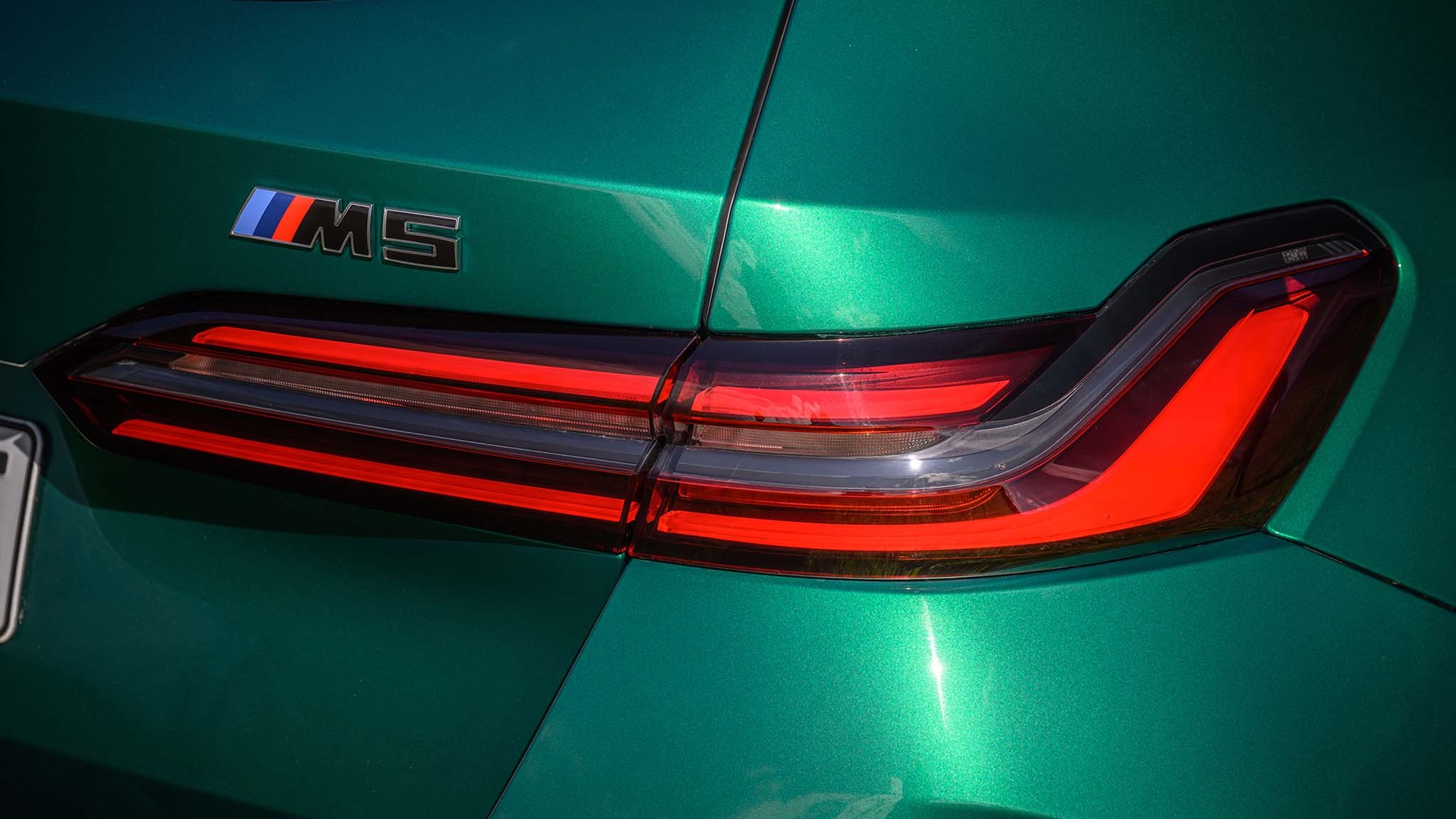 031 2025 bmw m5 touring wagon tailight