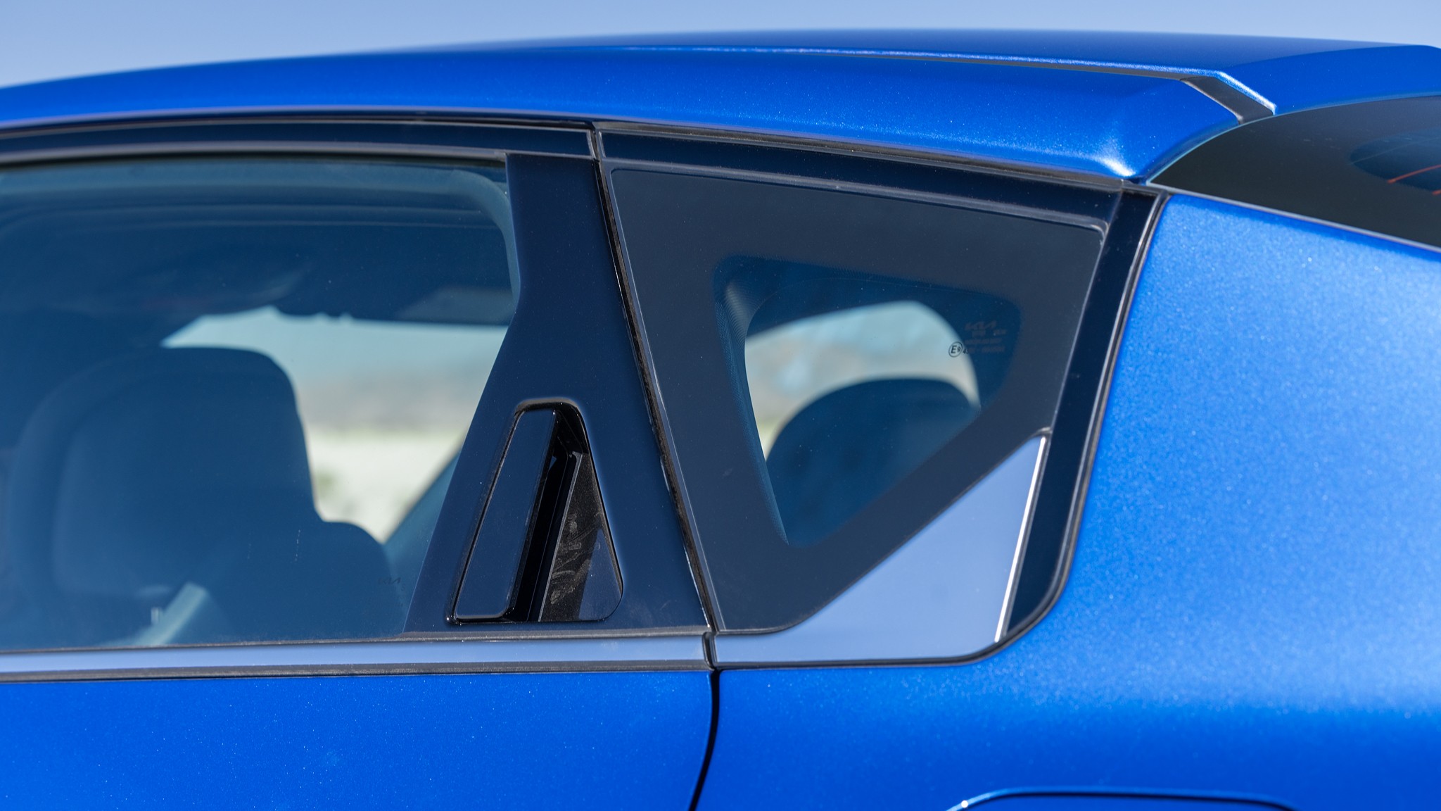 013 2025 Kia K4 GT Line