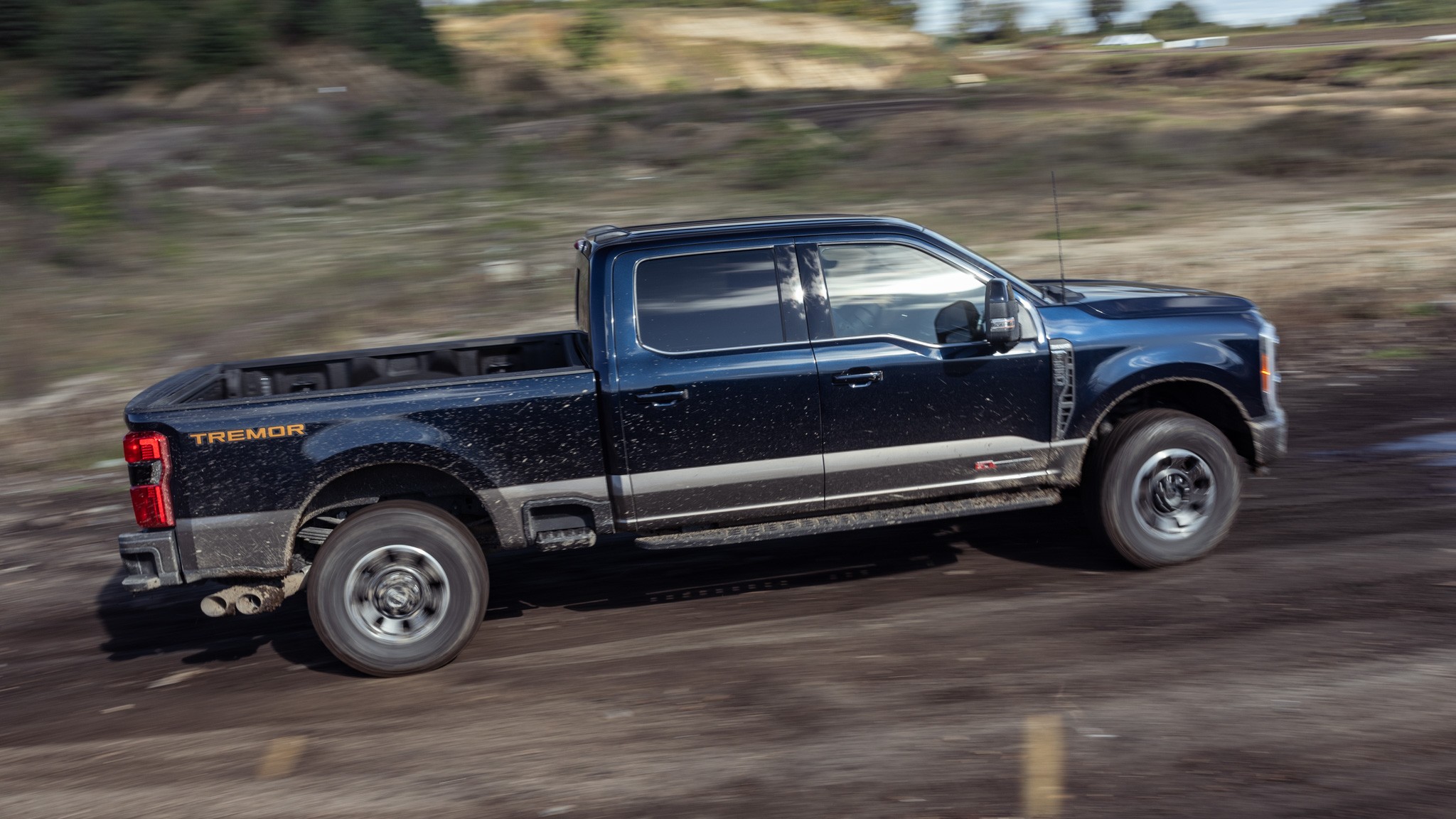 034 2025 Ford F250 Tremor side view