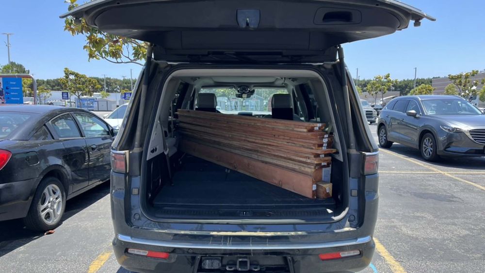 005 2023 jeep wagoneer yearlong