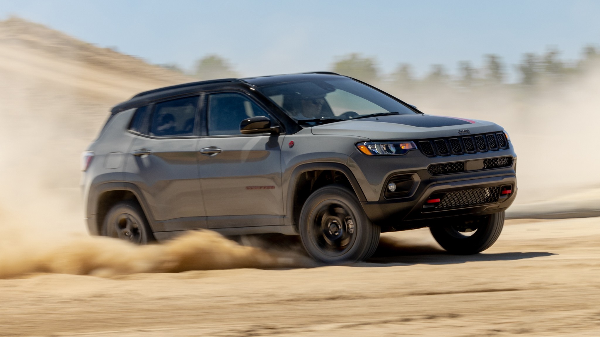 002 2025 Jeep Compass front view