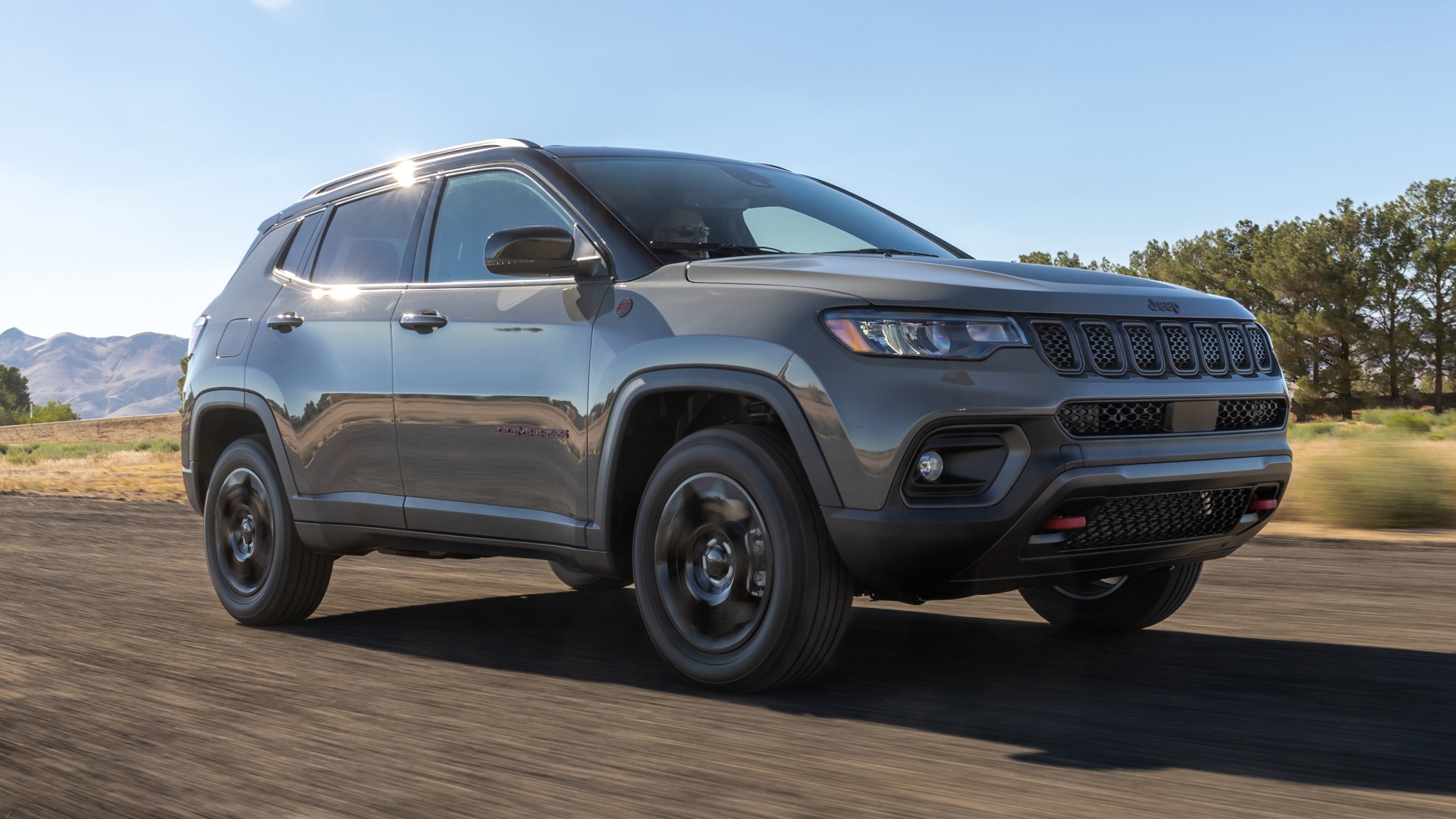004 2025 Jeep Compass front view