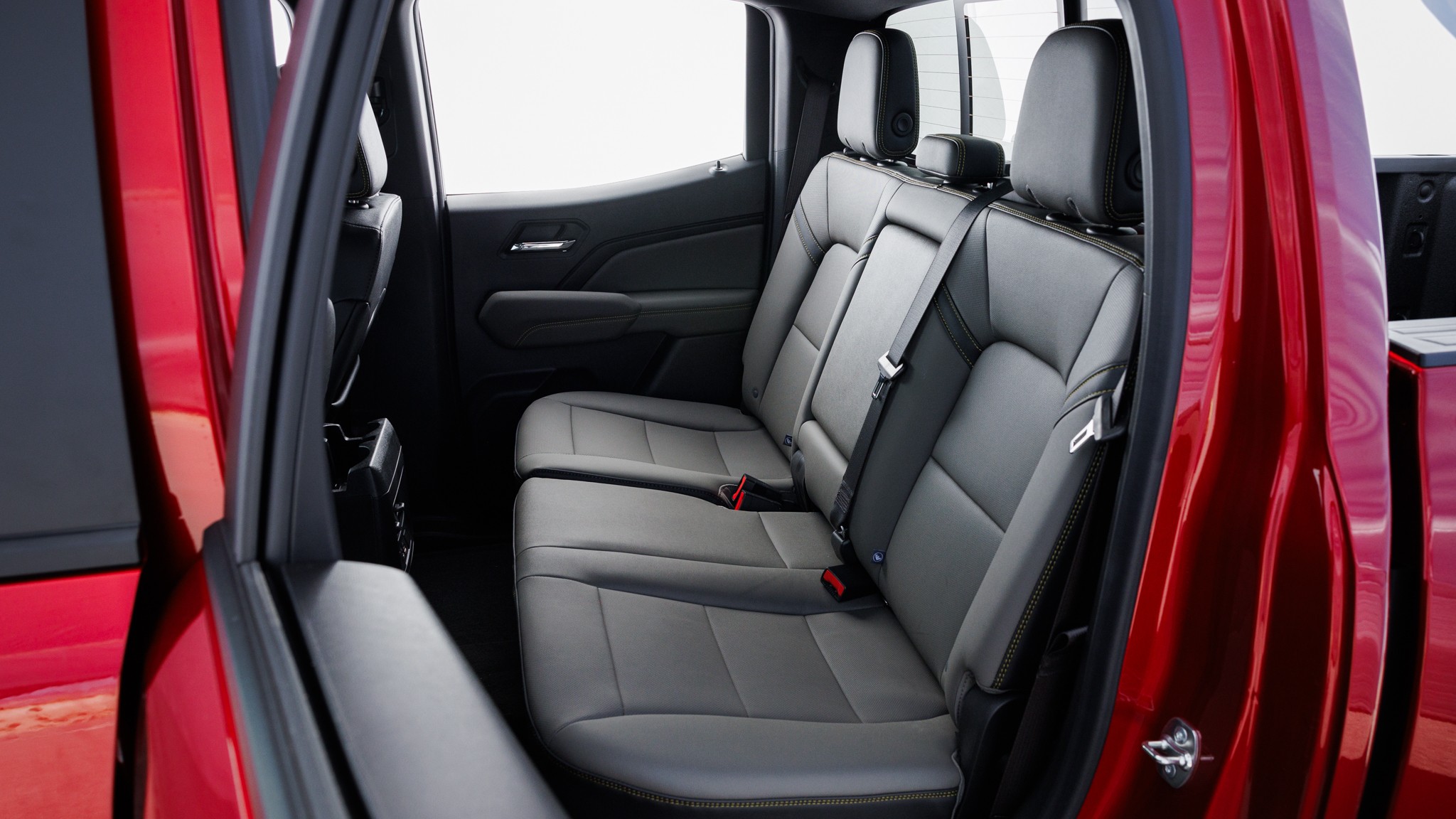 08 2024 Chevrolet Colorado ZR2 rear seats