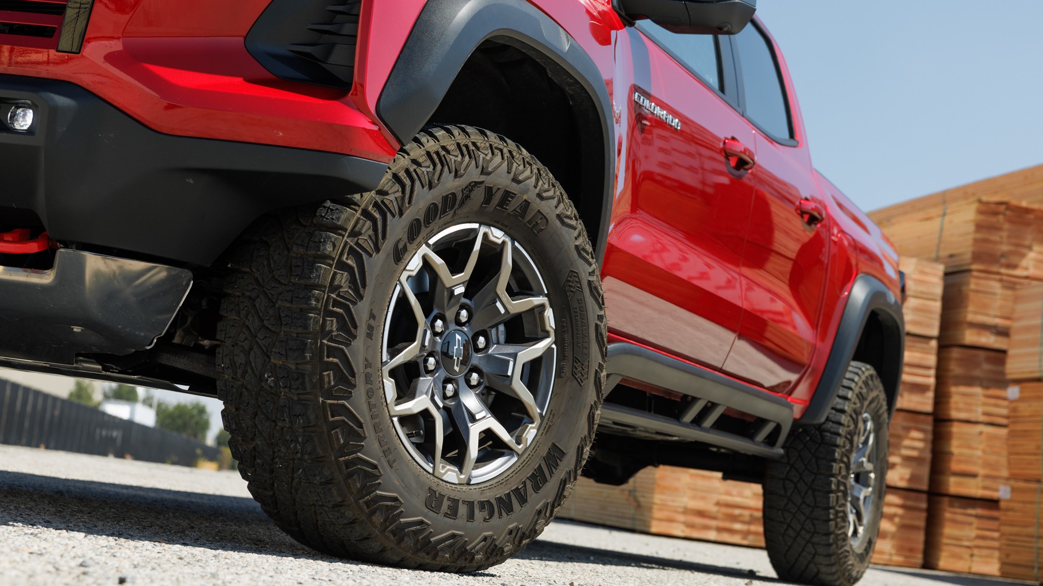 040 2024 Chevrolet Colorado ZR2