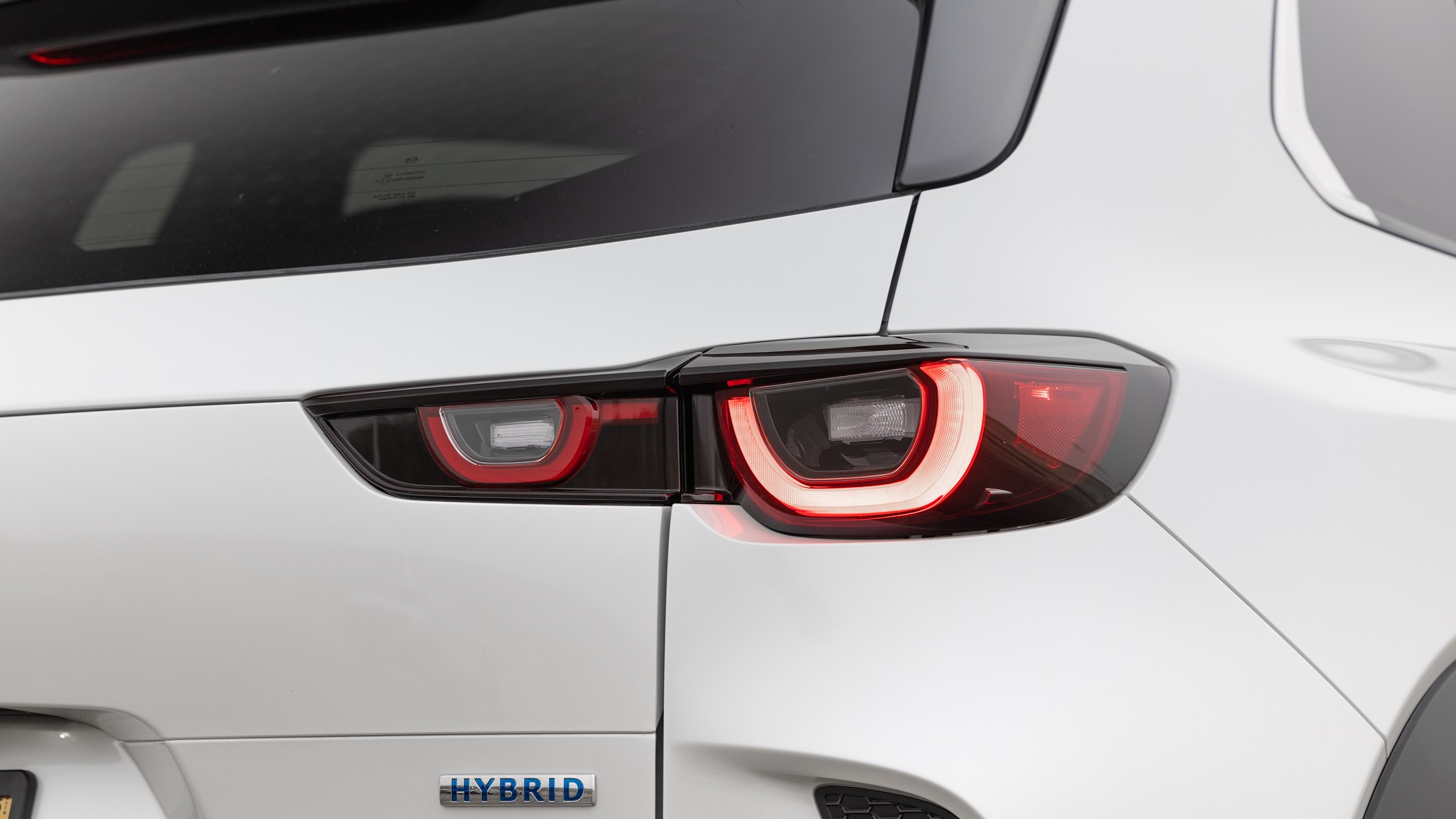 010 2025 Mazda CX50 Hybrid tailight