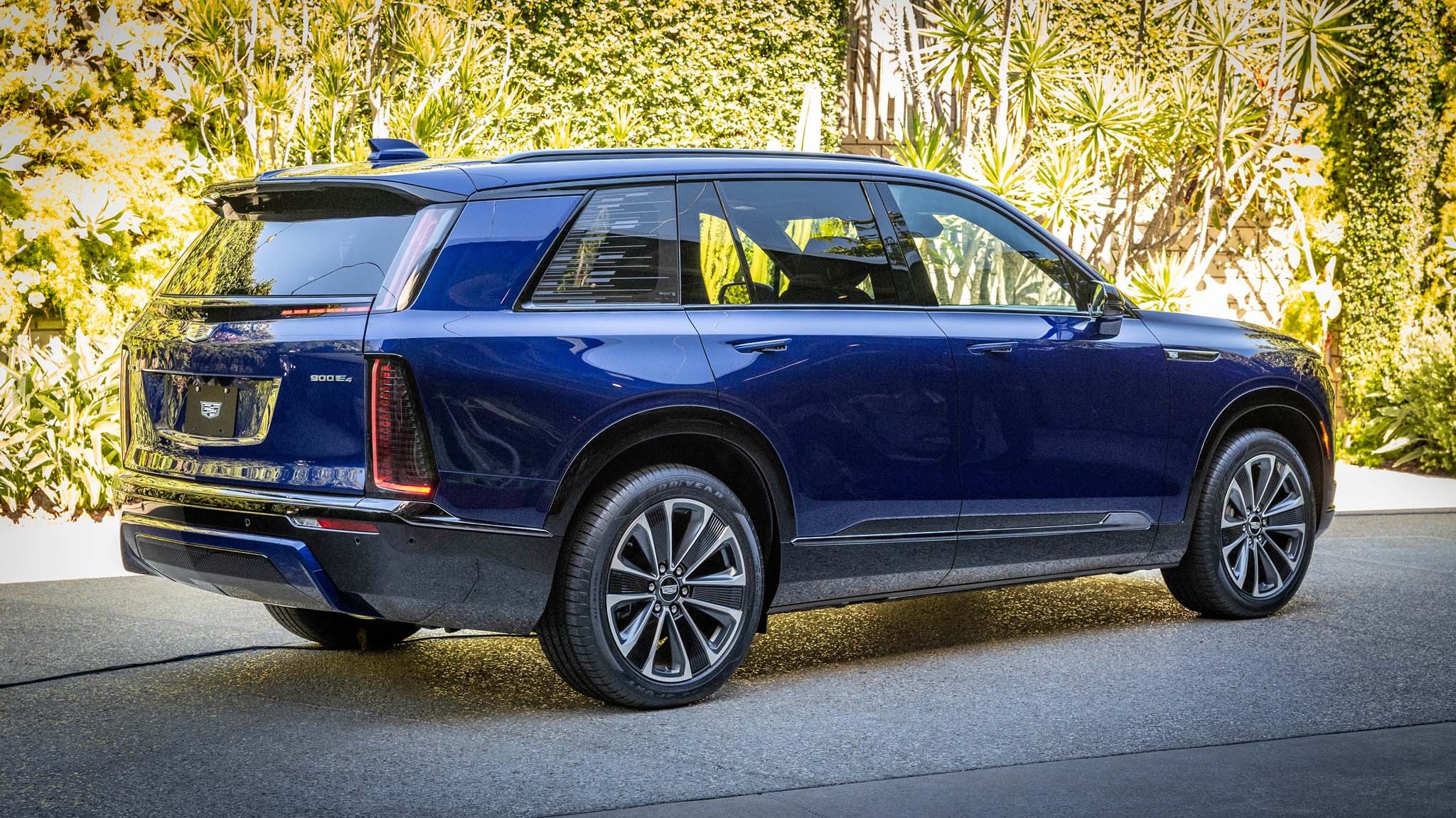 012 2026 Cadillac Vistiq