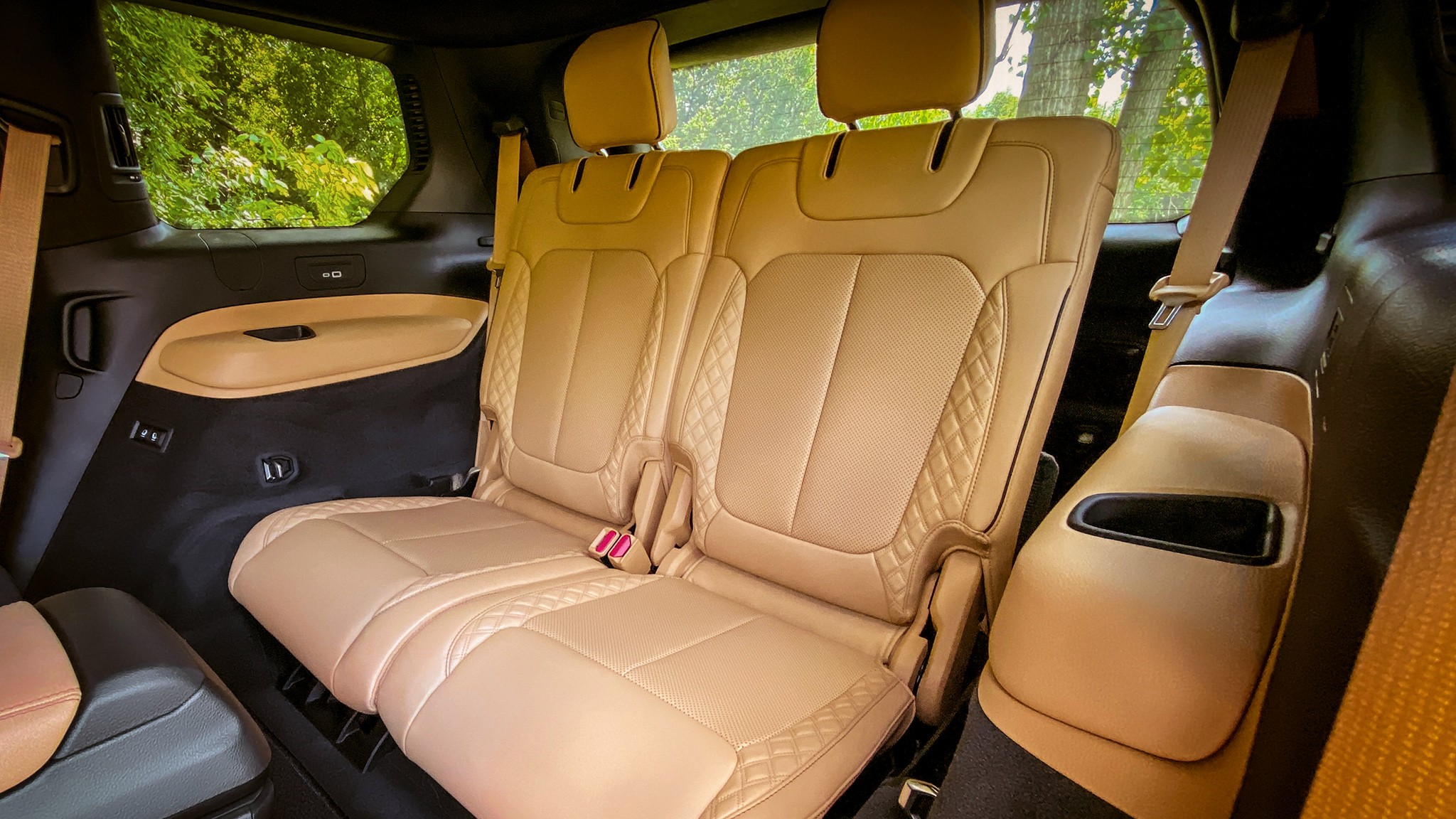 13 2025 Jeep Grand Cherokee L interior
