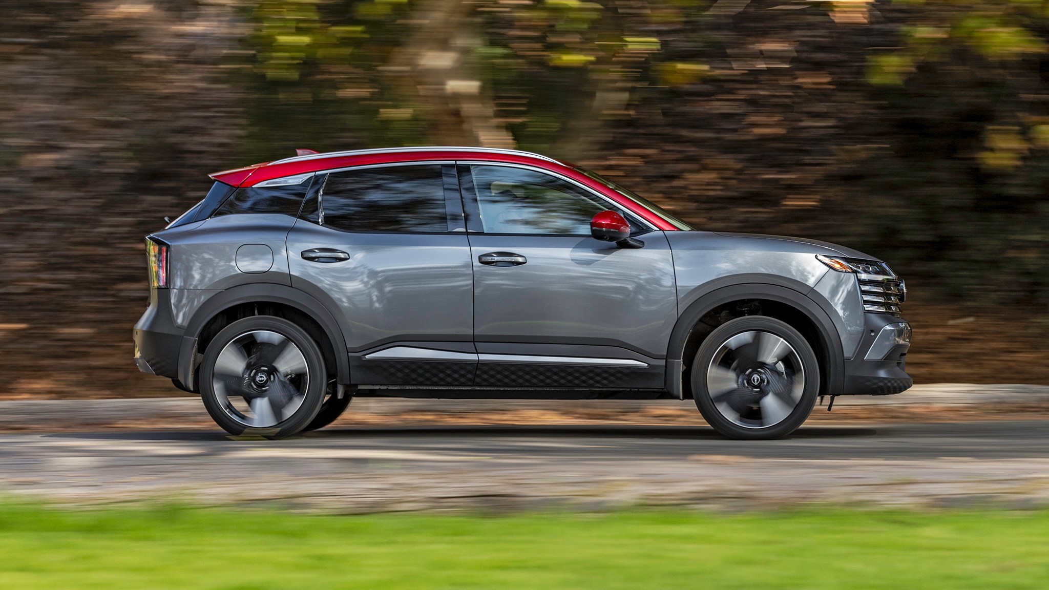 001 2025 Nissan Kicks