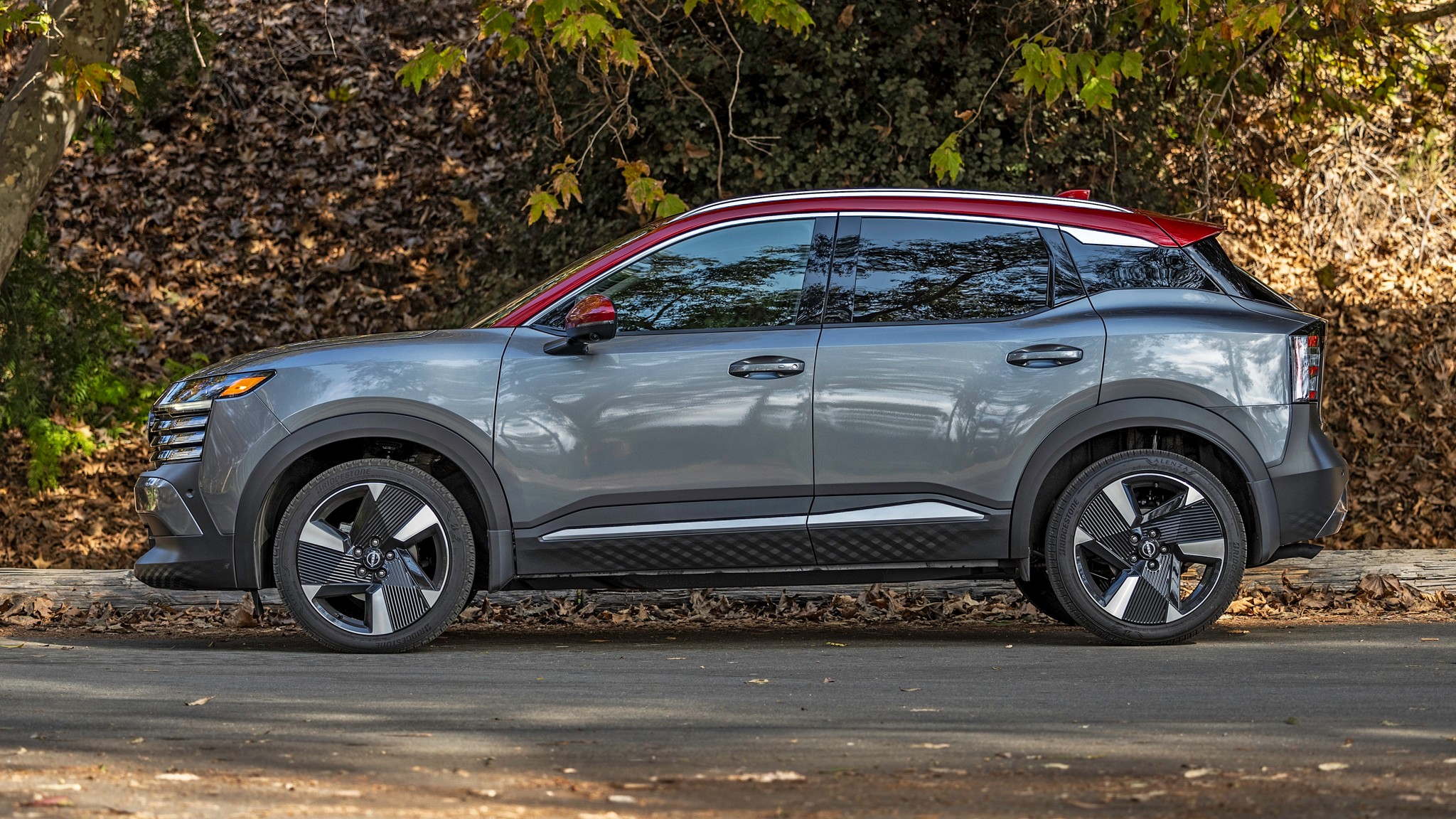 008 2025 Nissan Kicks side profile