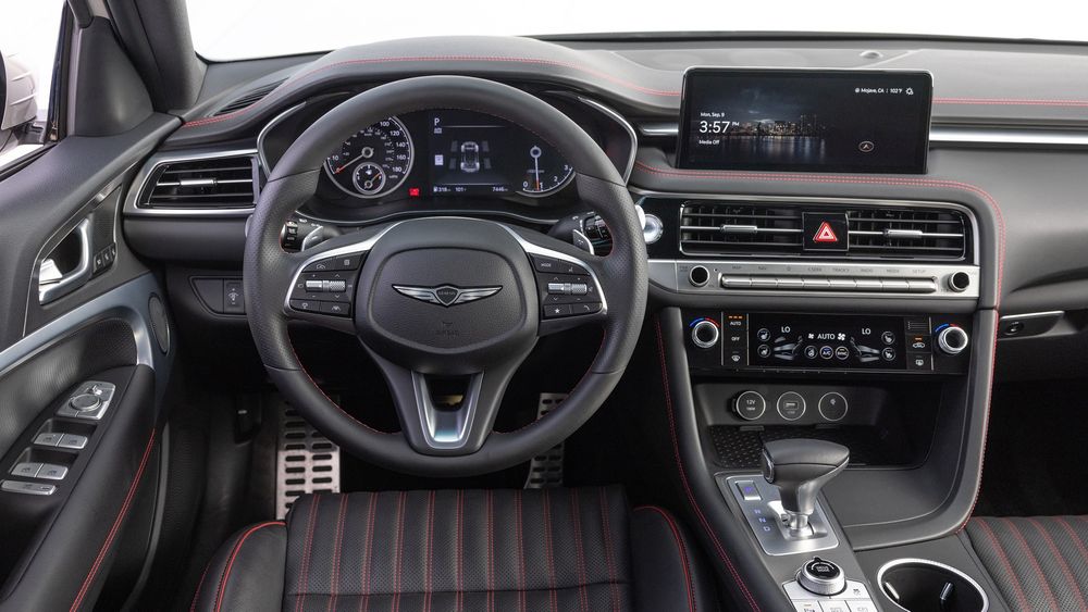 013 2024 Genesis G70 2 5T AWD Interior