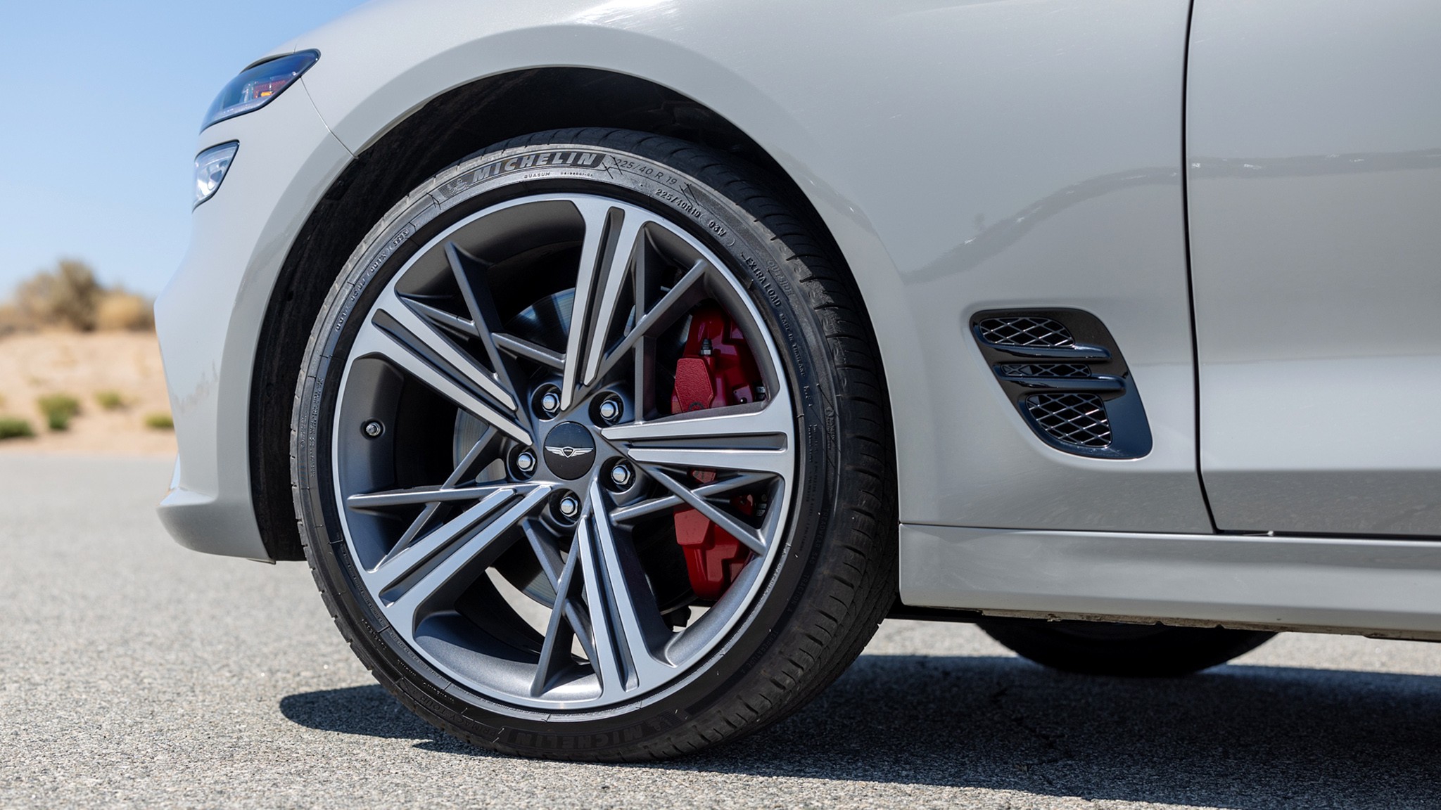 009 2024 Genesis G70 2 5T AWD Wheel