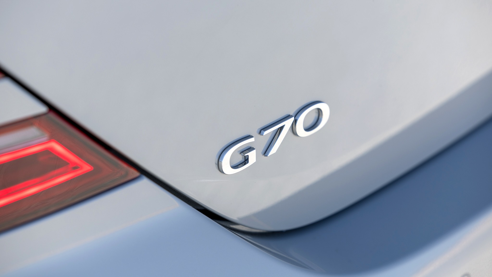 011 2024 Genesis G70 2 5T AWD