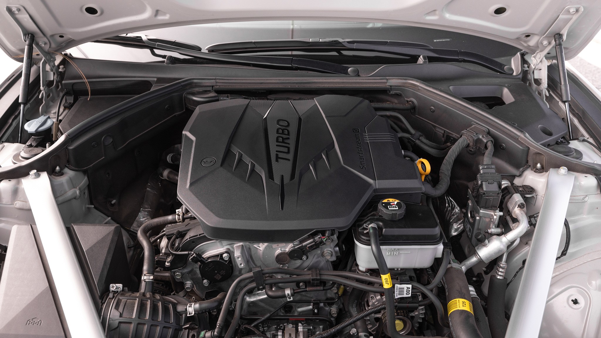 023 2024 Genesis G70 2 5T AWD