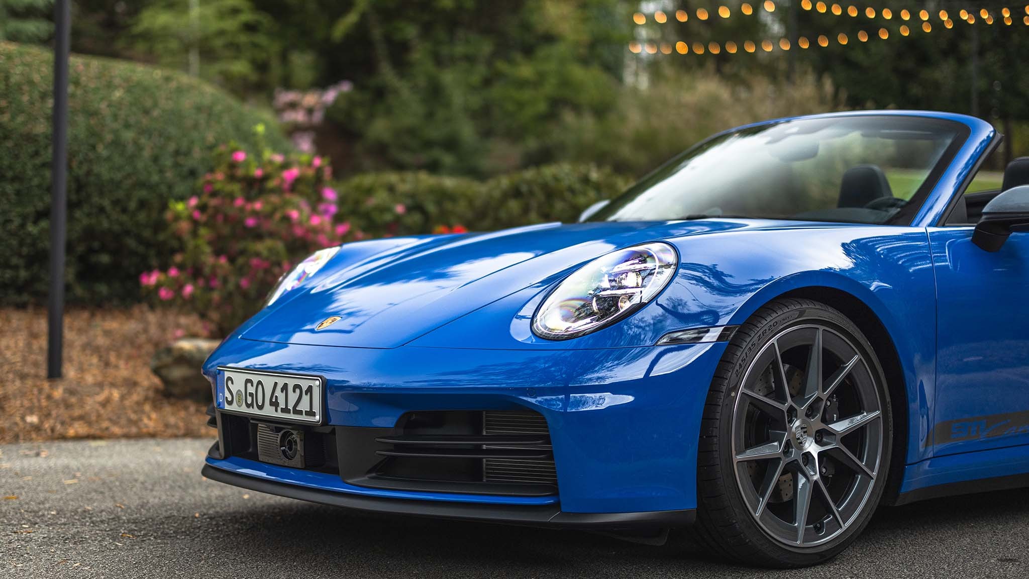 011 2025 porsche 911 carrera t