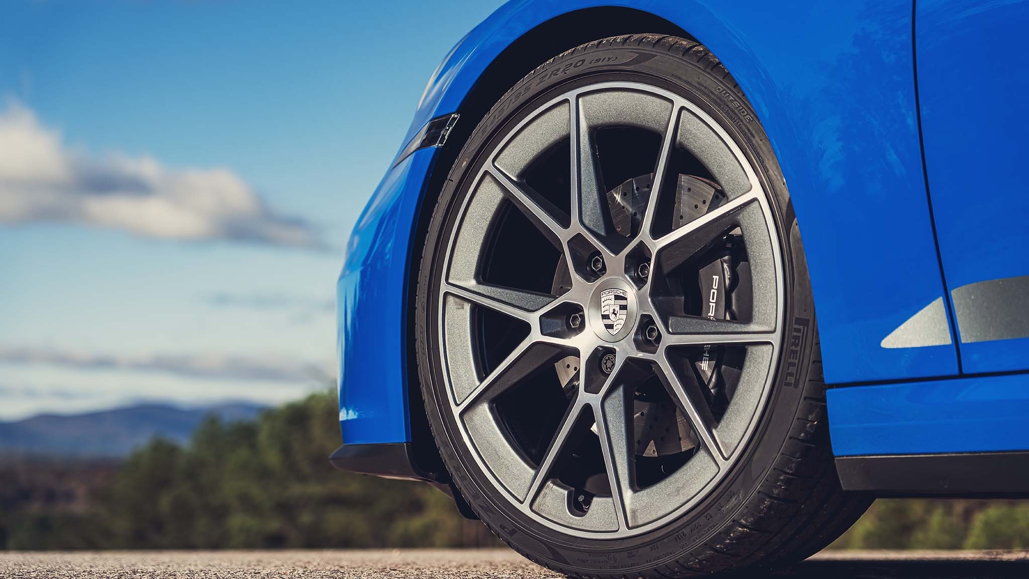 012 2025 porsche 911 carrera t wheel