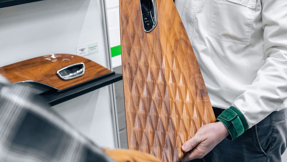 5 Bentley wood veneers