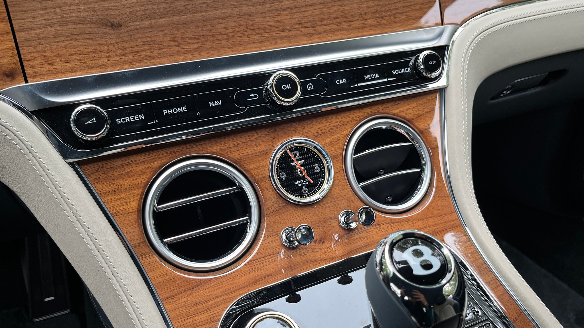 31 Bentley wood veneers