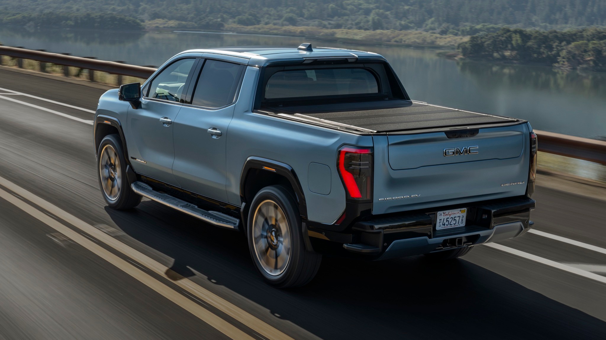 2025 gmc sierra ev denali 4