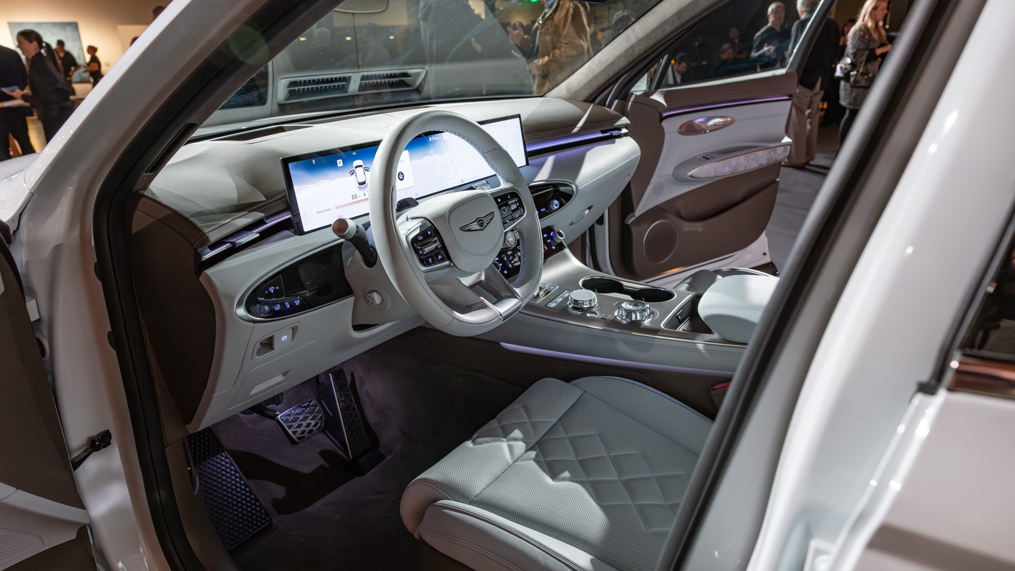 2026 Genesis GV70 Electric luxury SUV debut 13