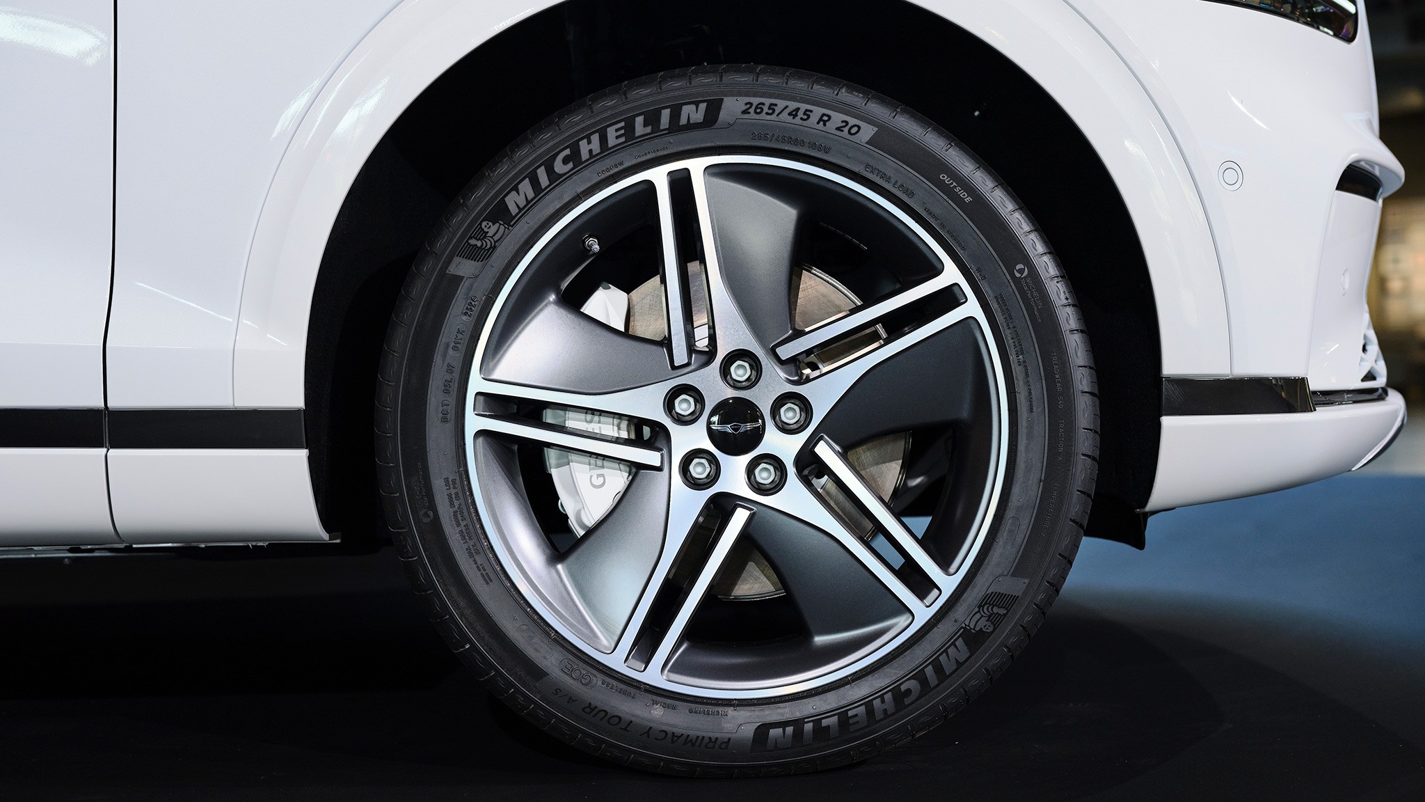 2026 Genesis GV70 Electric luxury SUV debut 26