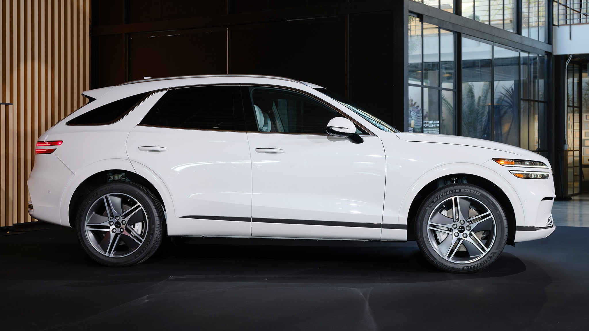 2026 Genesis GV70 Electric luxury SUV debut 28