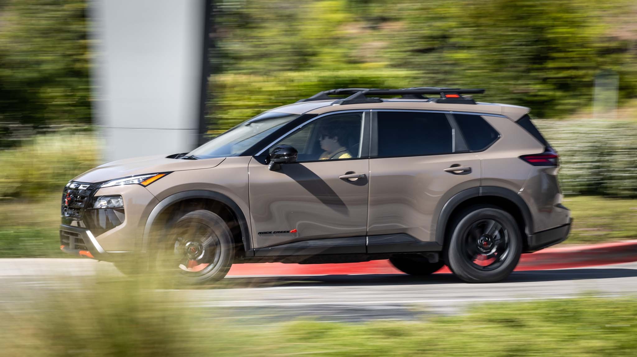 005 2025 Nissan Rogue Rock Creek