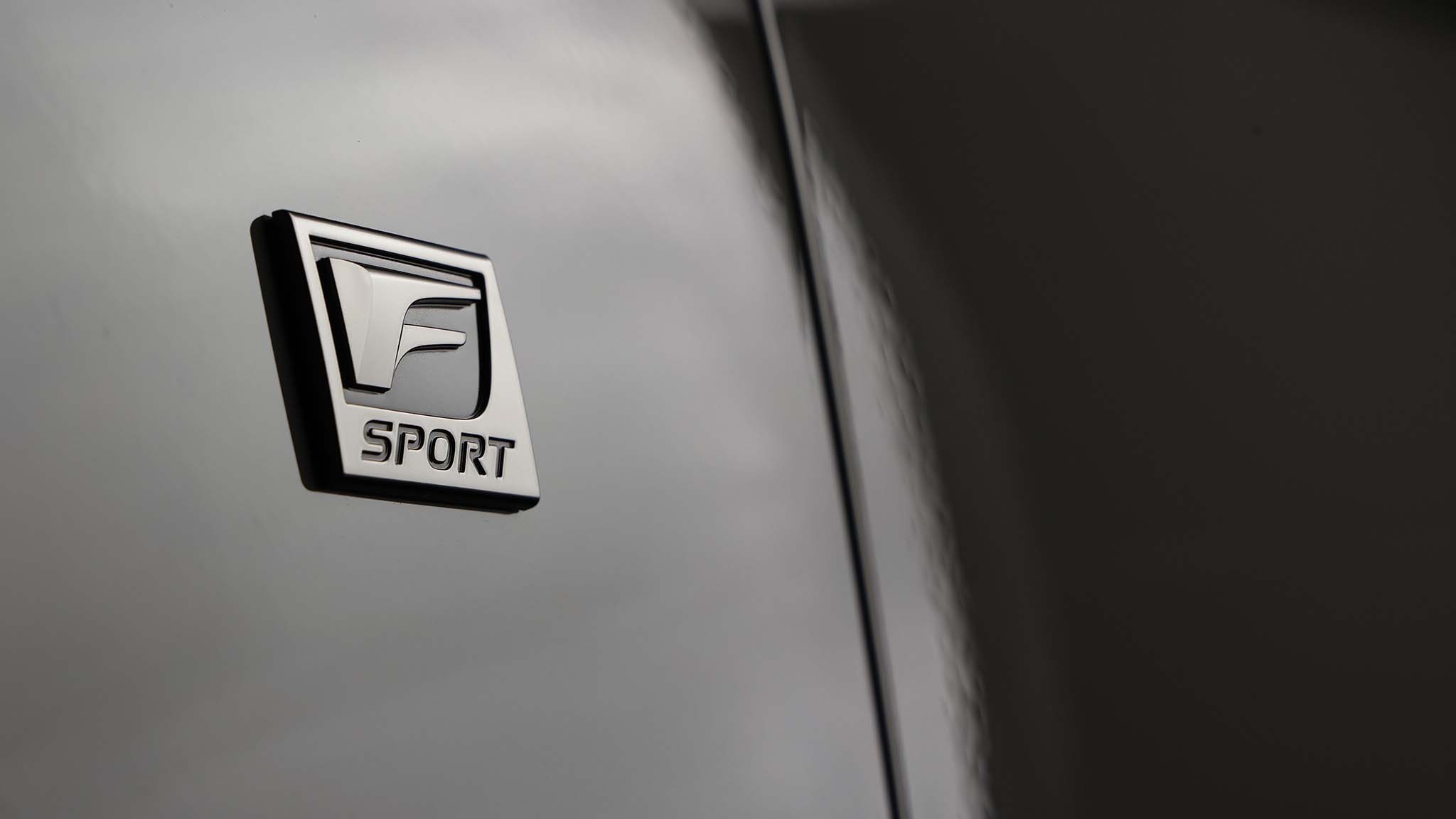 0036 2024 lexus is50 v 8