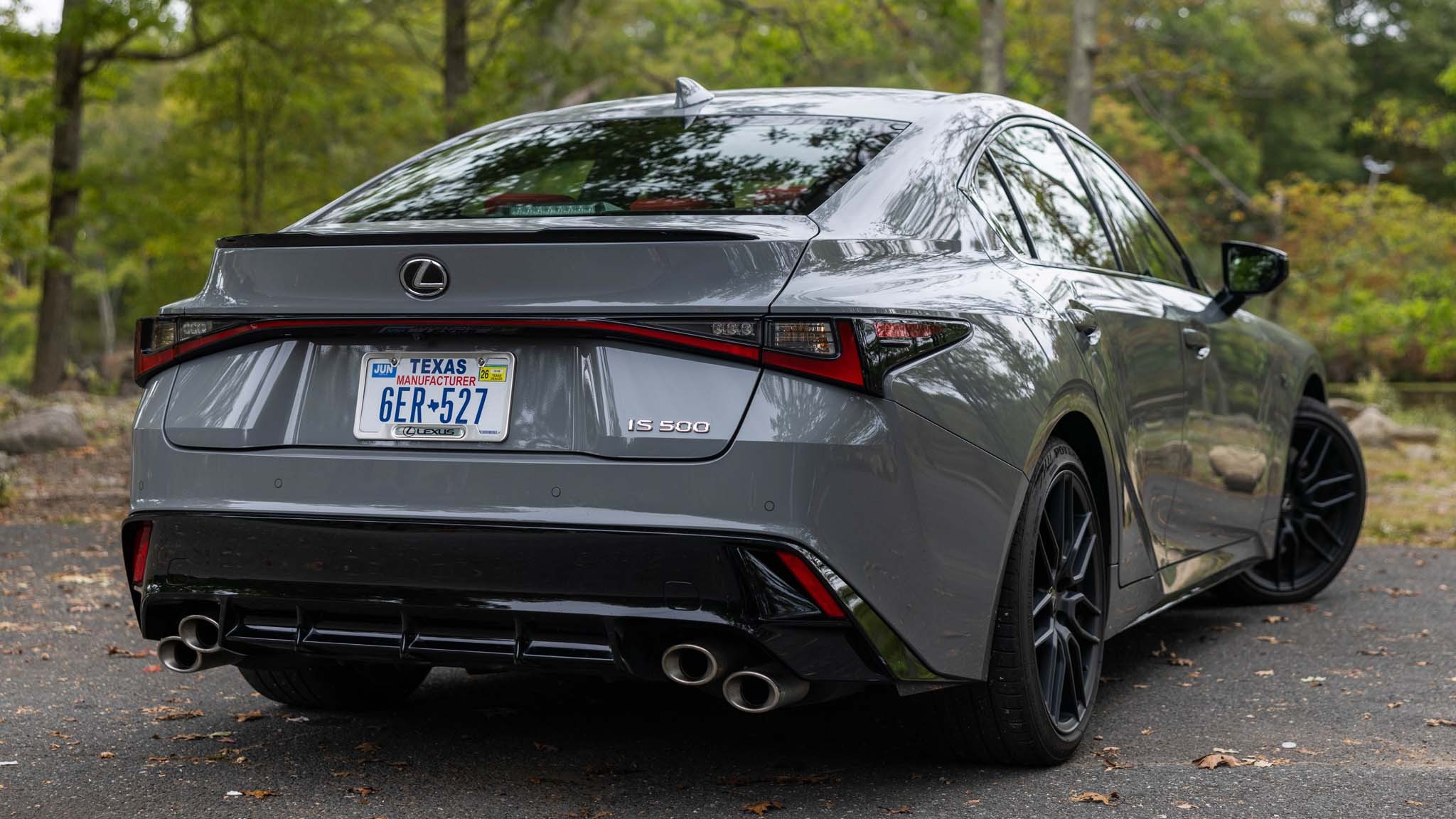 003 2024 lexus is500 v 8