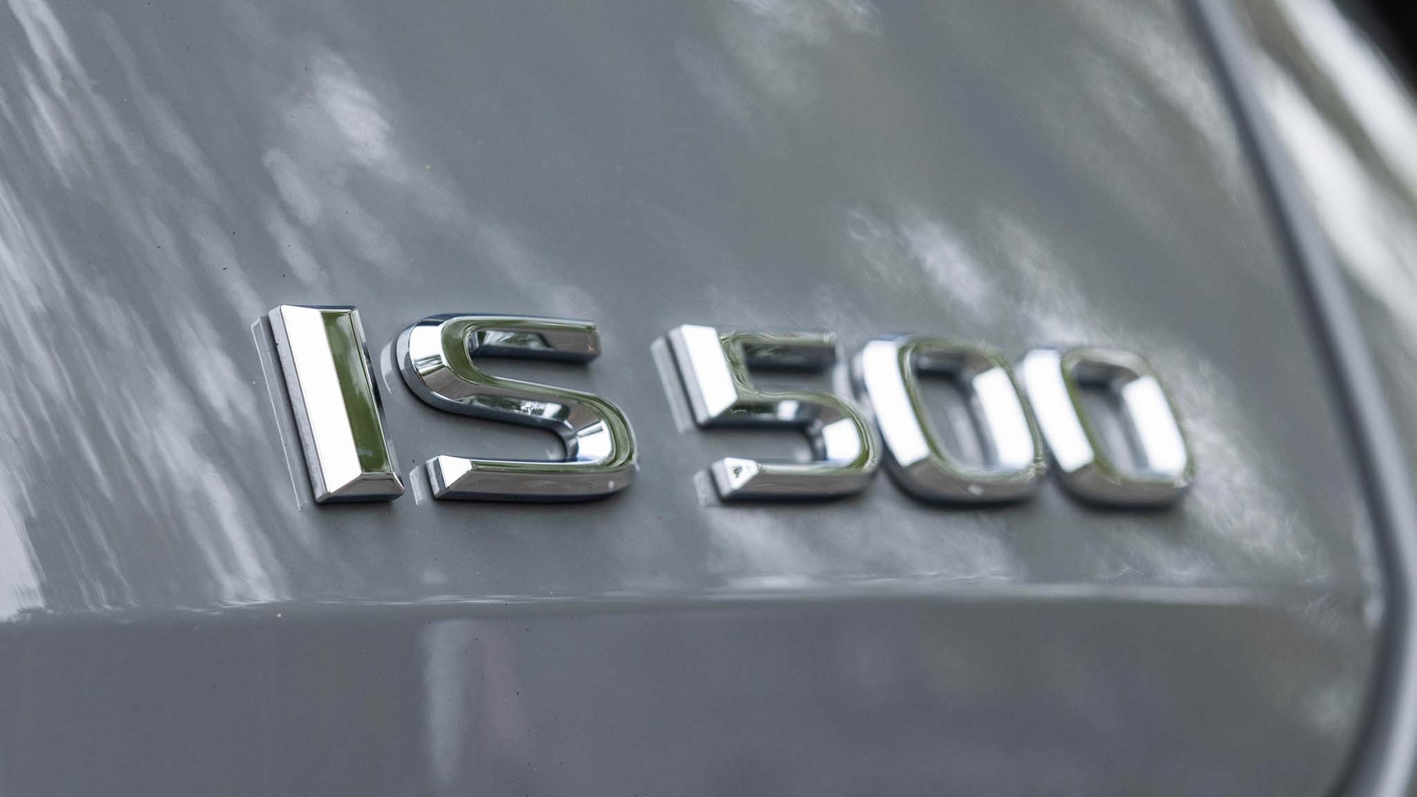 005 2024 lexus is500 v 8