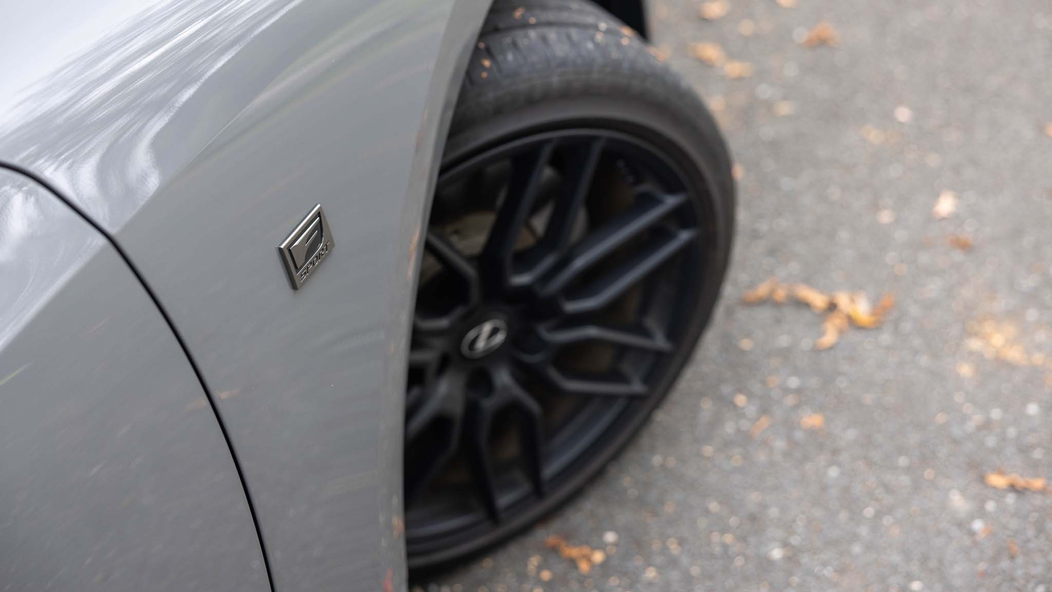 008 2024 lexus is500 v 8