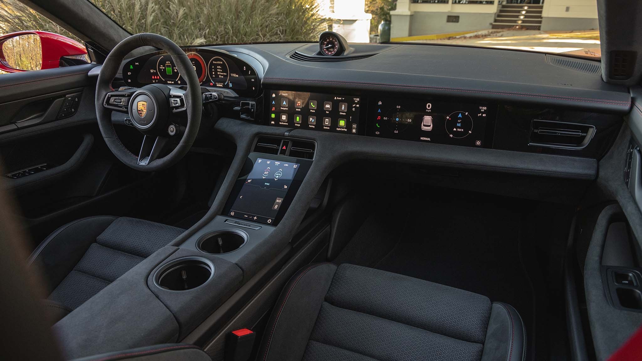 012 2025 porsche taycan gts interior