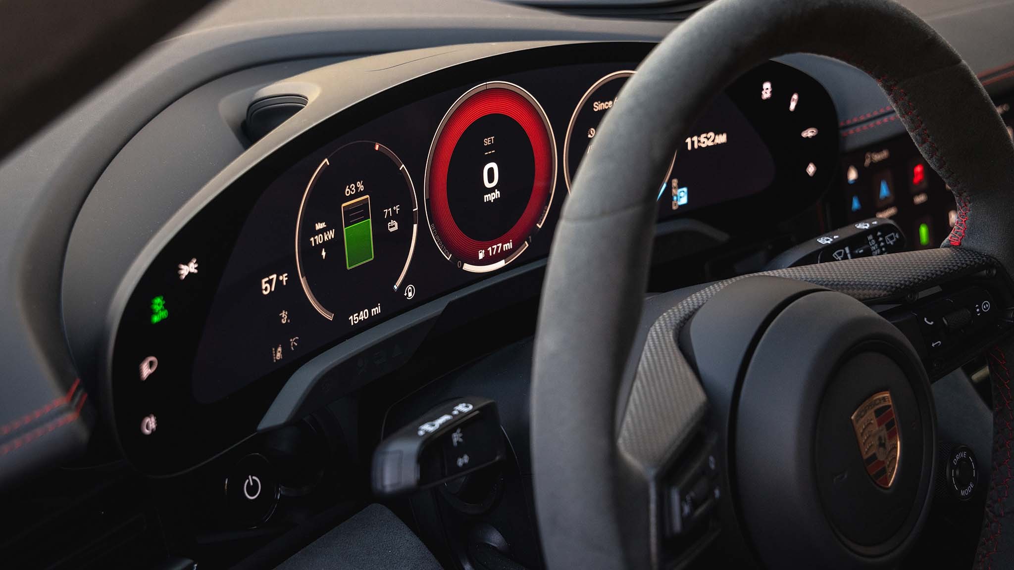 013 2025 porsche taycan gts