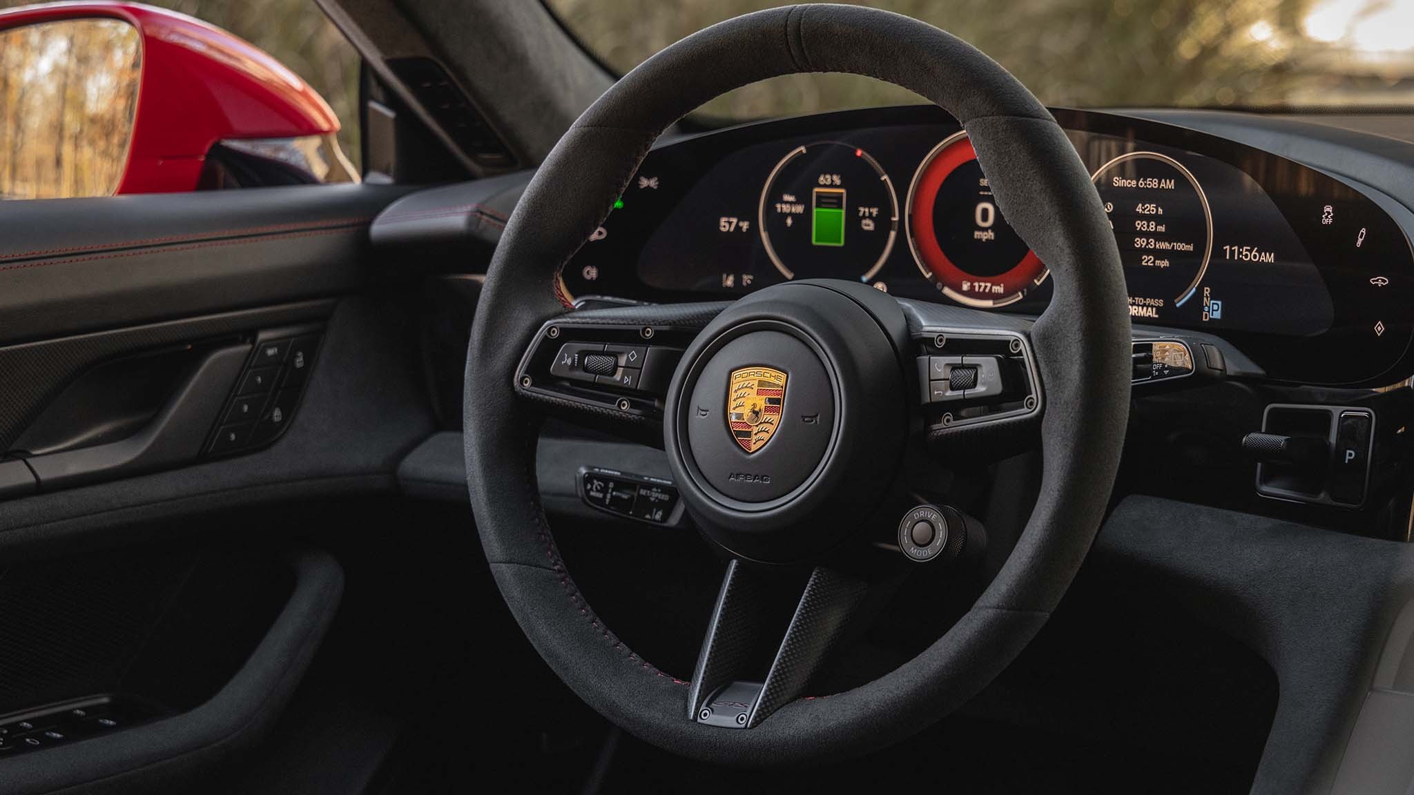 037 2025 porsche taycan gts