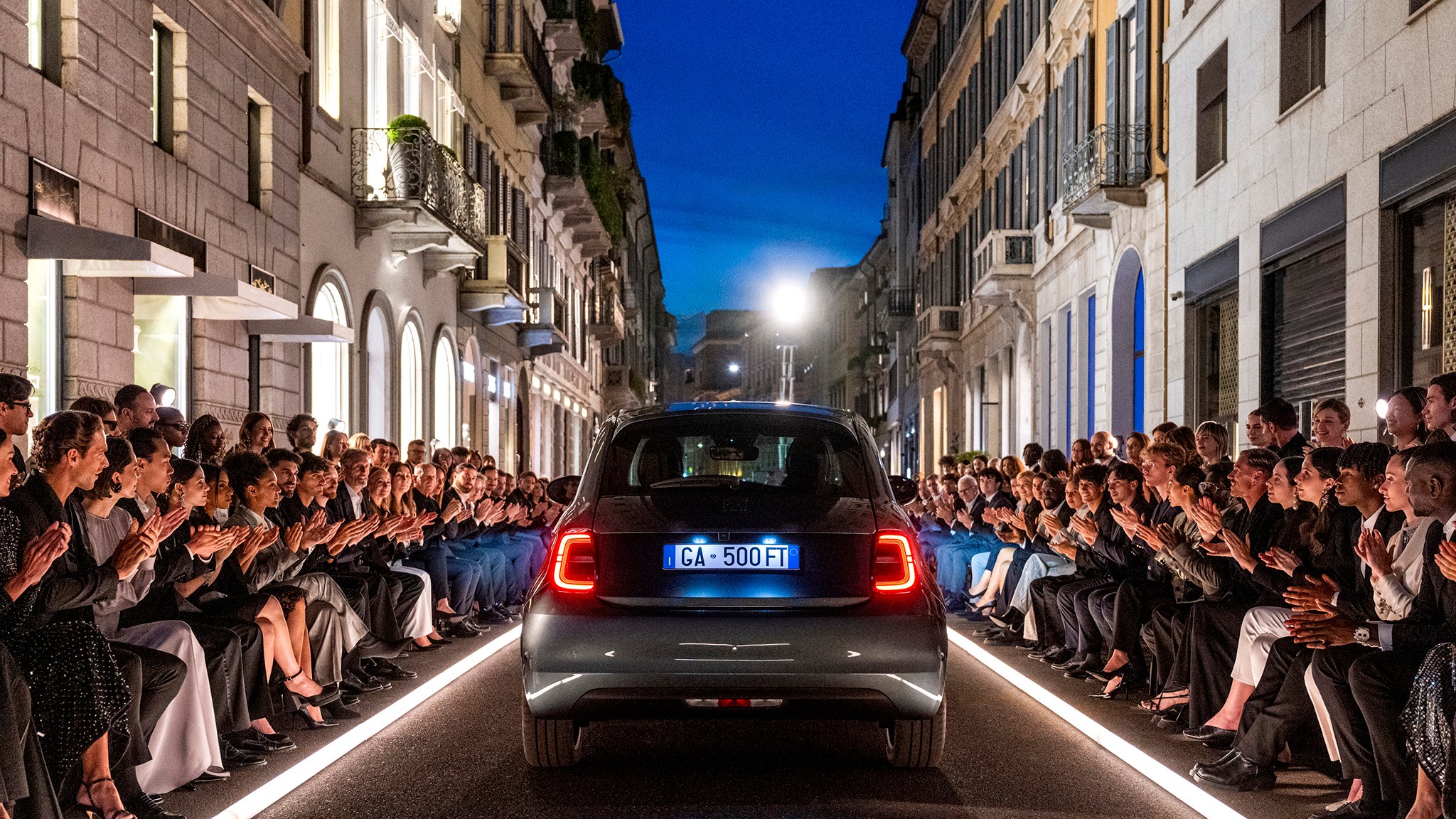 2025 Fiat 500e Giorgo Armani Edition   10