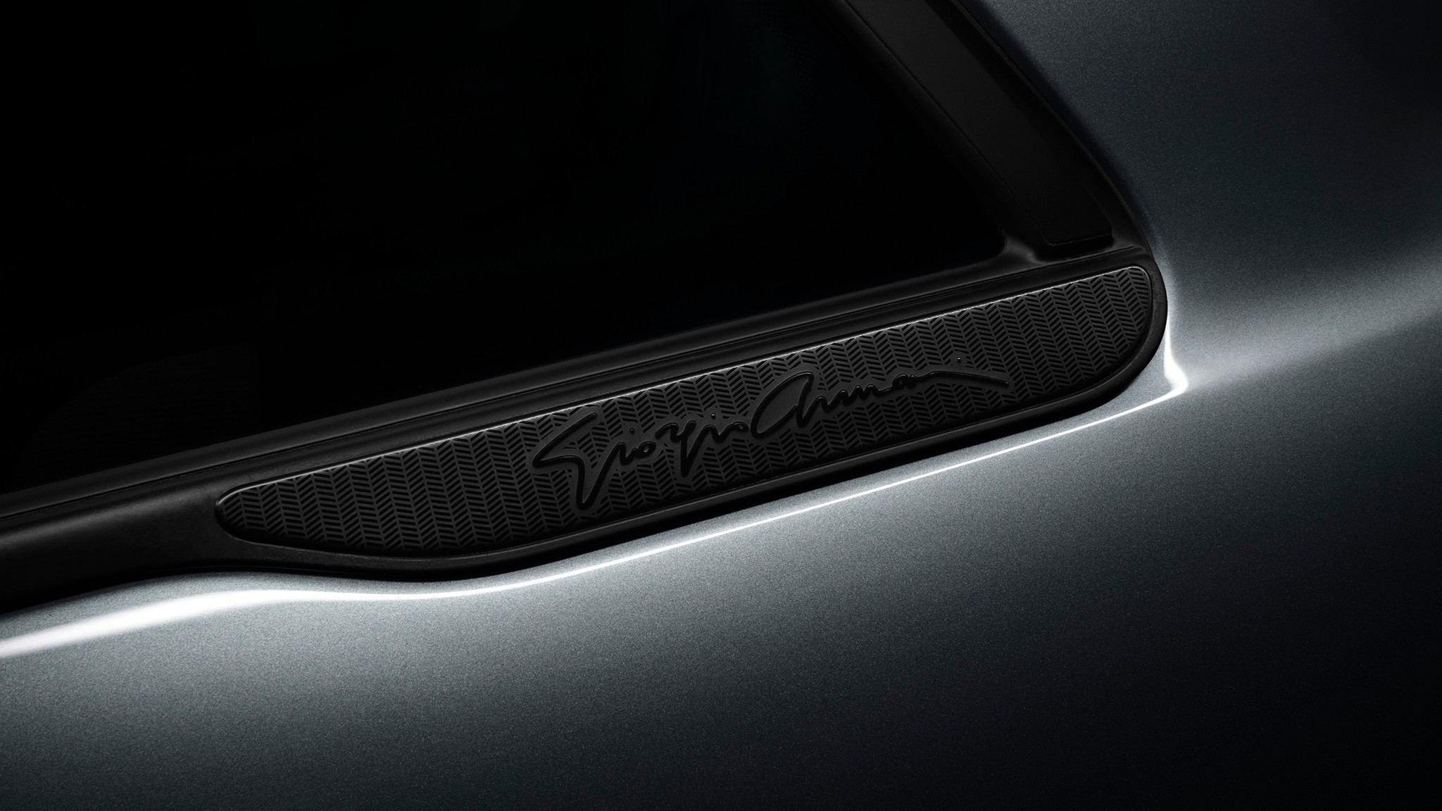 2025 Fiat 500e Giorgo Armani Edition   36