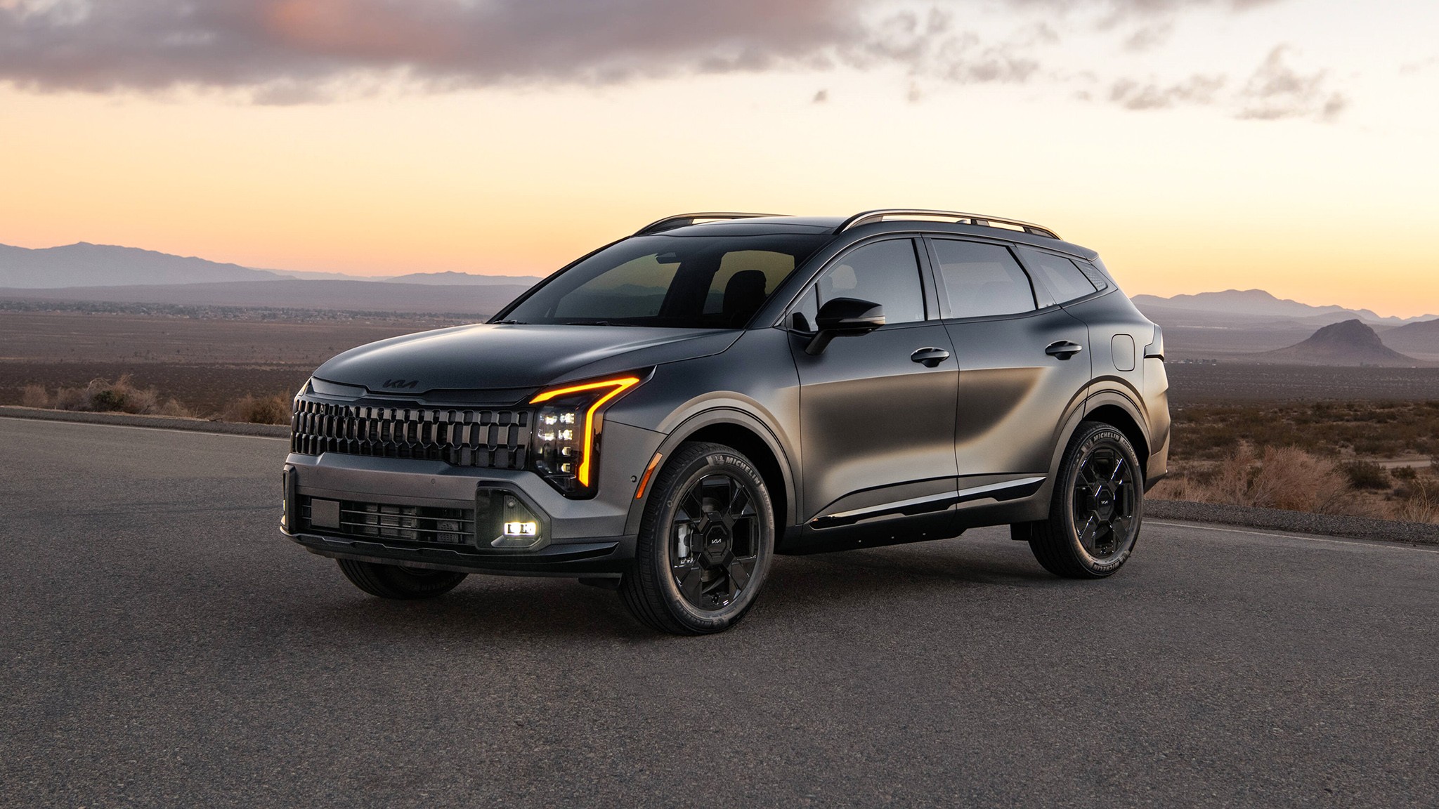 1 2026 Kia Sportage PHEV front view