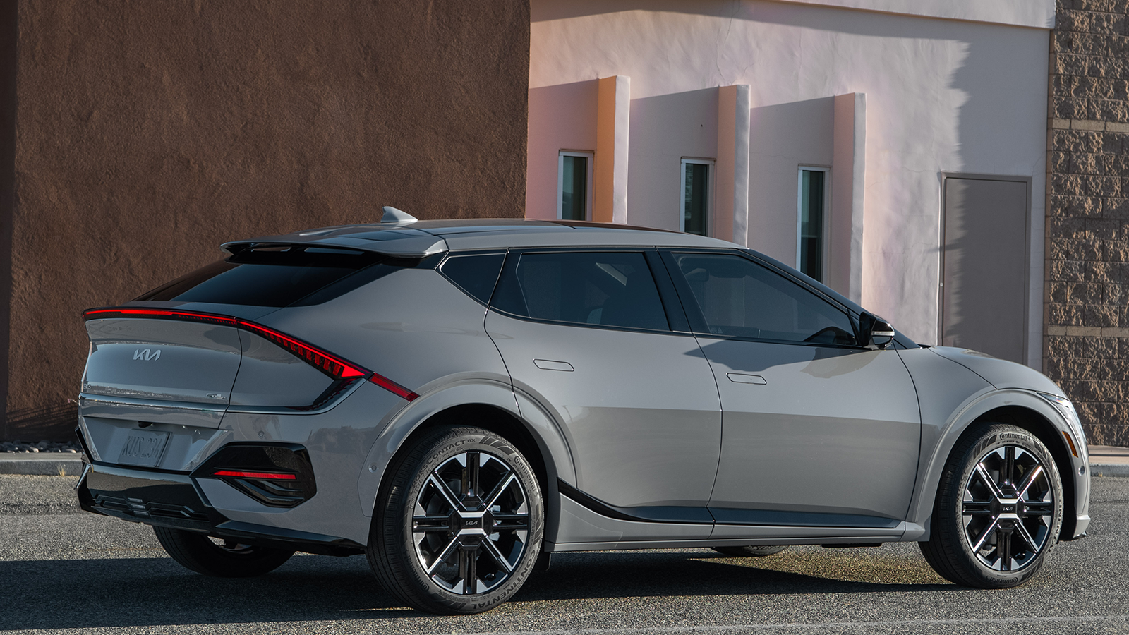 2025 Kia EV6 LA Auto Show 4