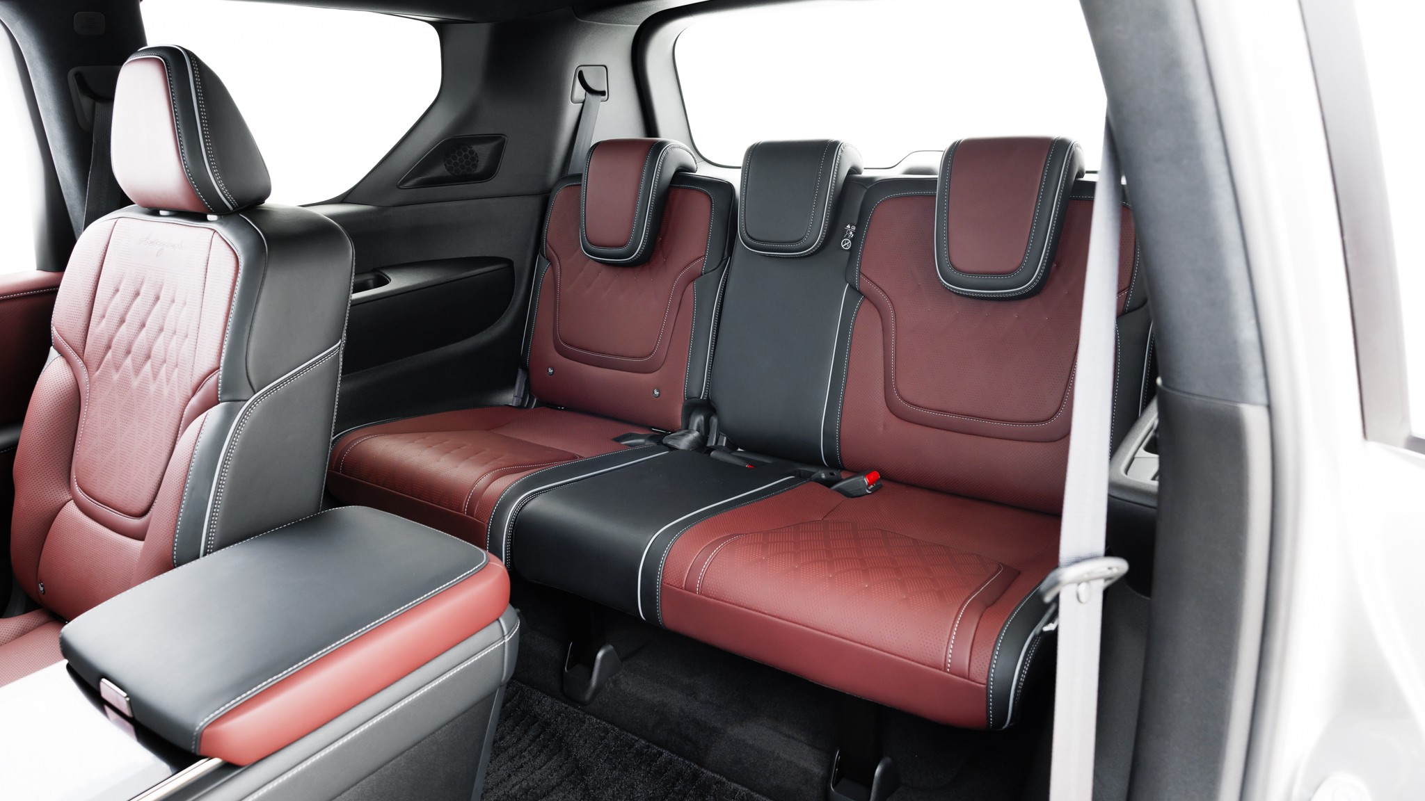 008 2025 Infiniti QX80 AWD