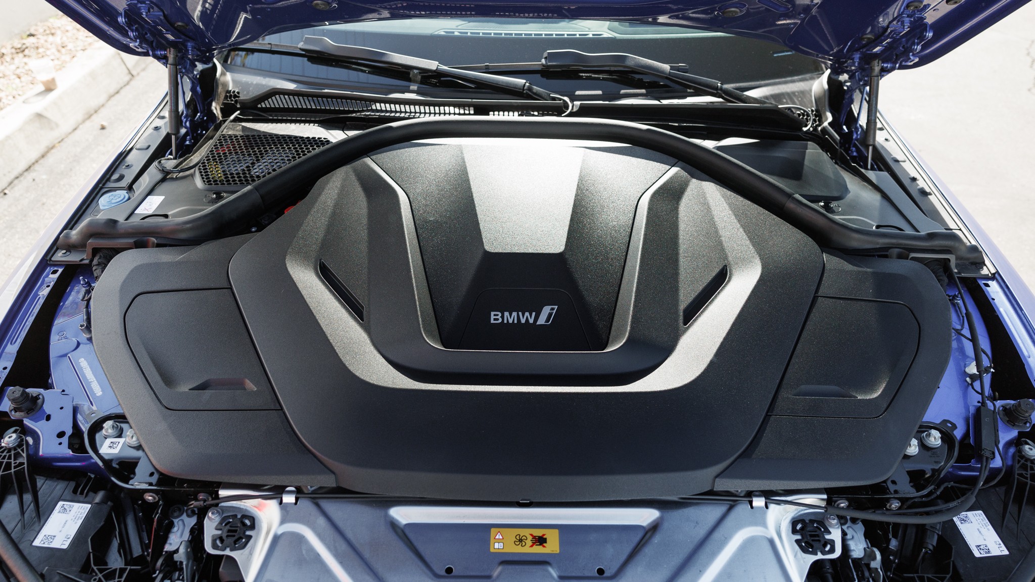 005 2025 BMW i4 eDrive40 Engine