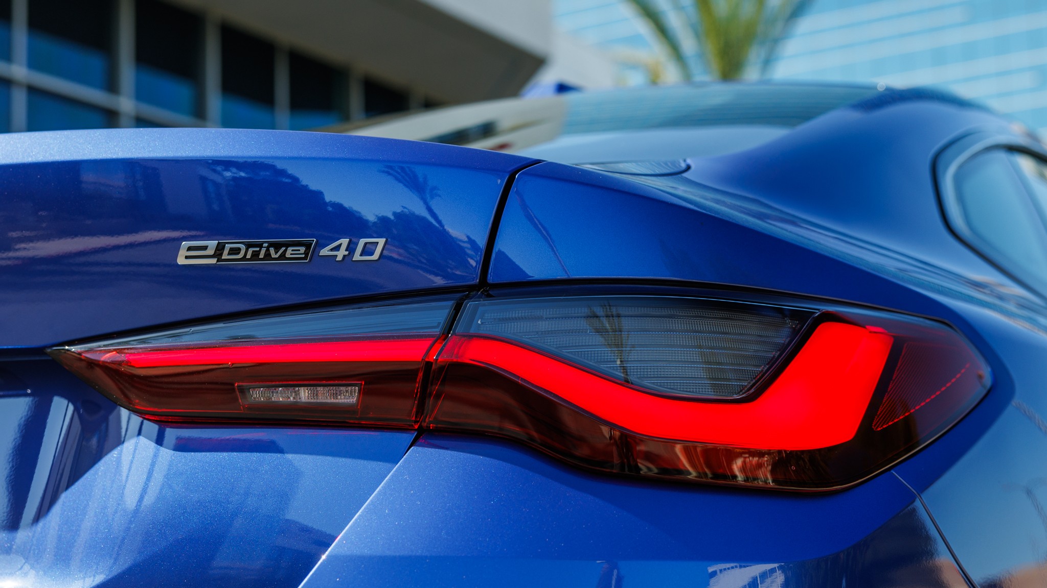 018 2025 BMW i4 eDrive40