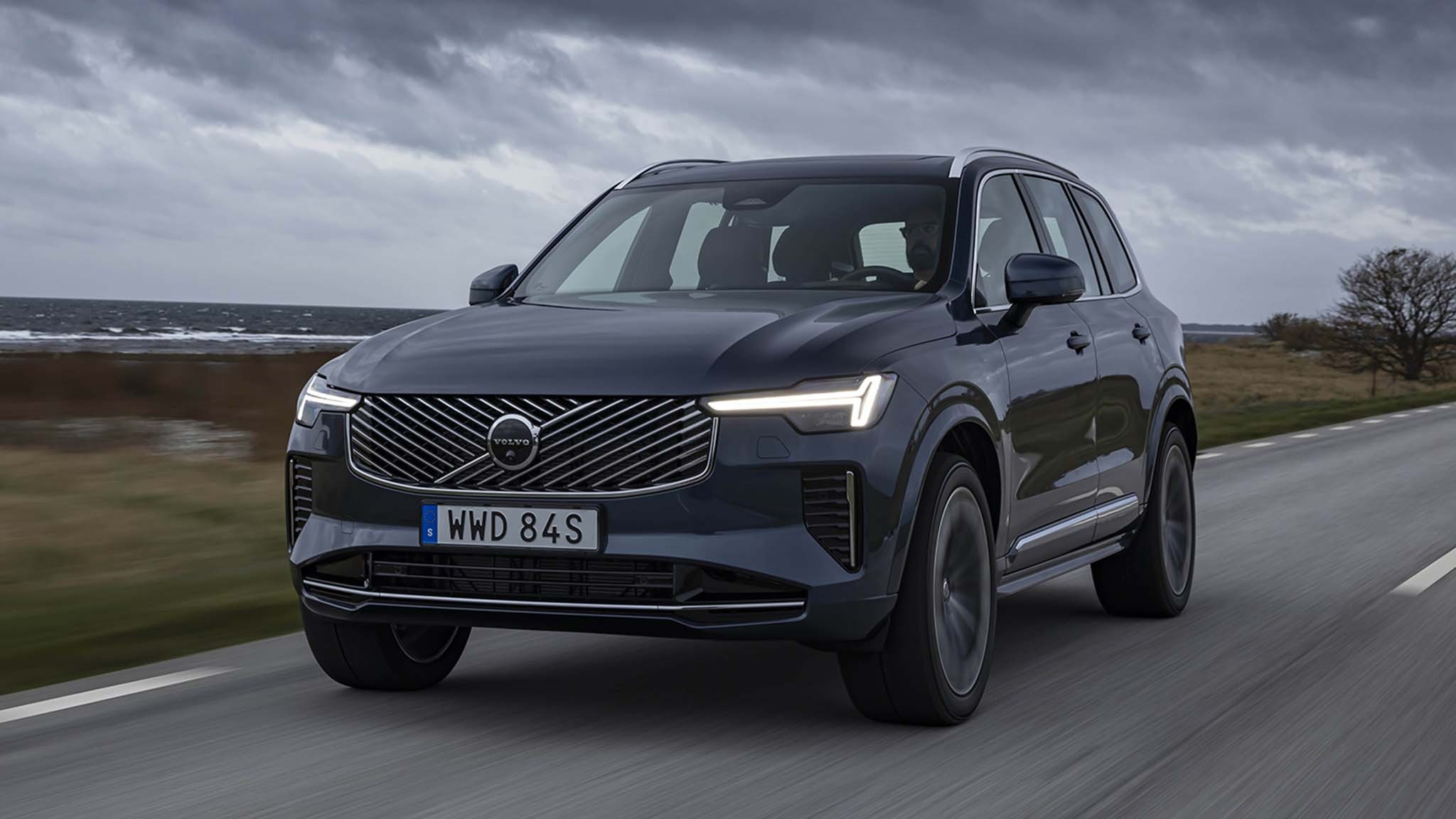 003 2025 volvo xc90 b5 t8