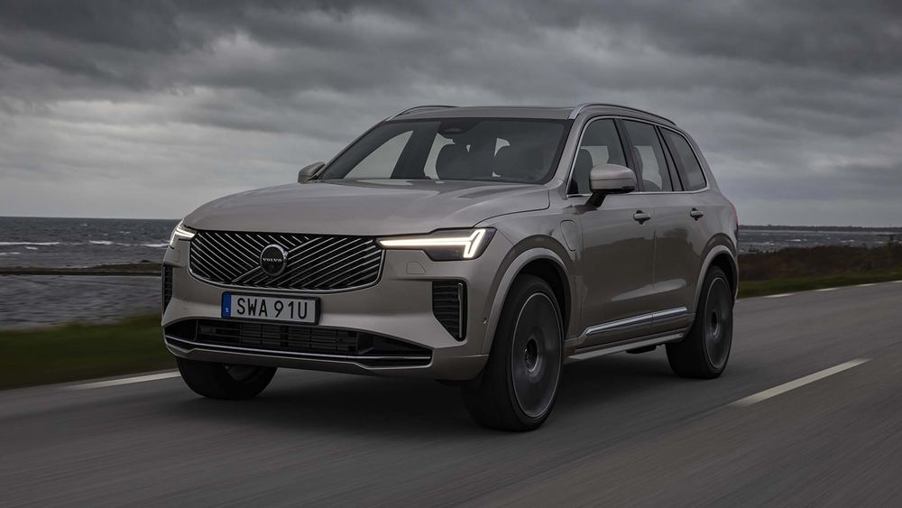 018 2025 volvo xc90 b5 t8