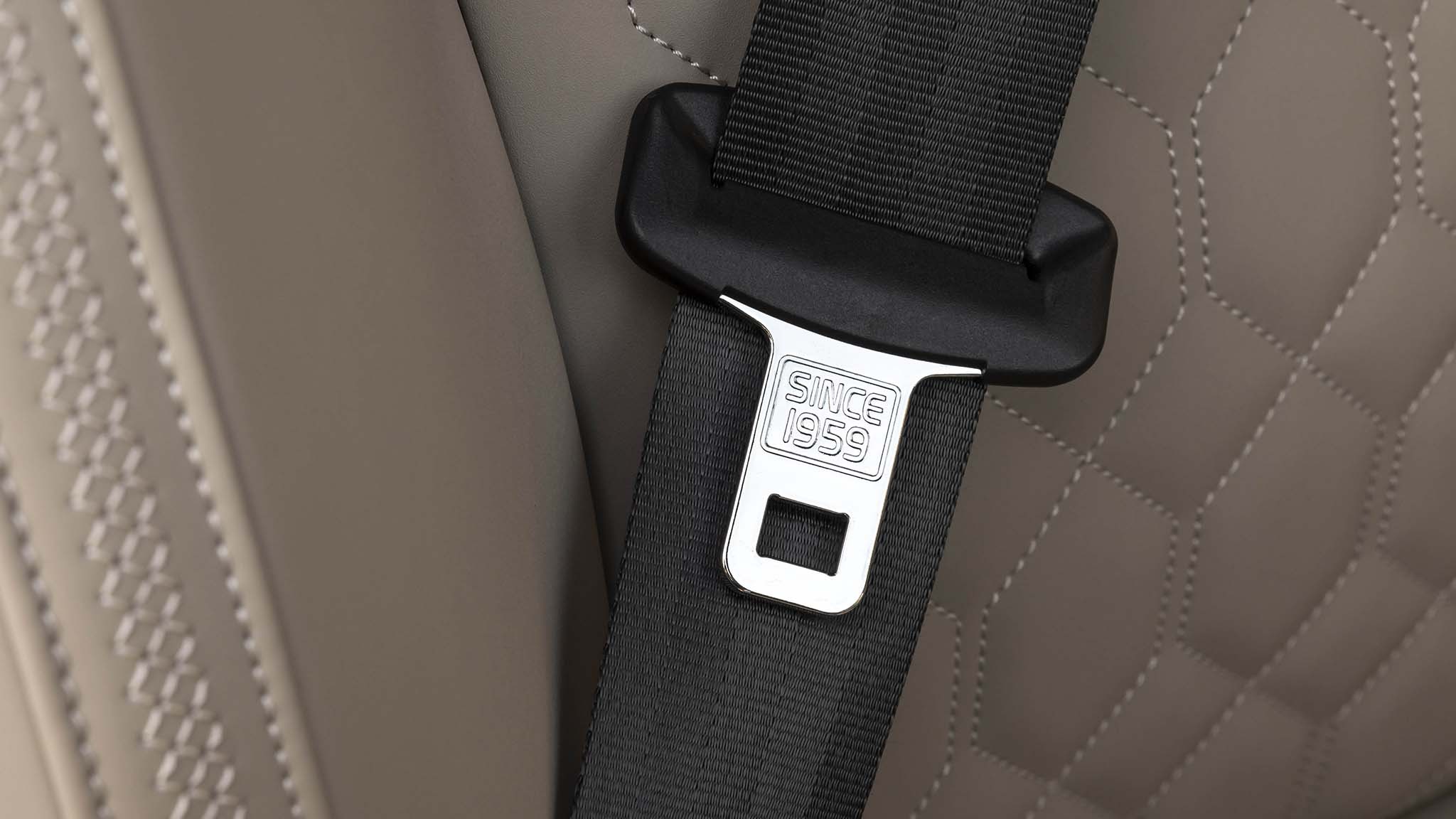 032 2025 volvo xc90 b5 t8