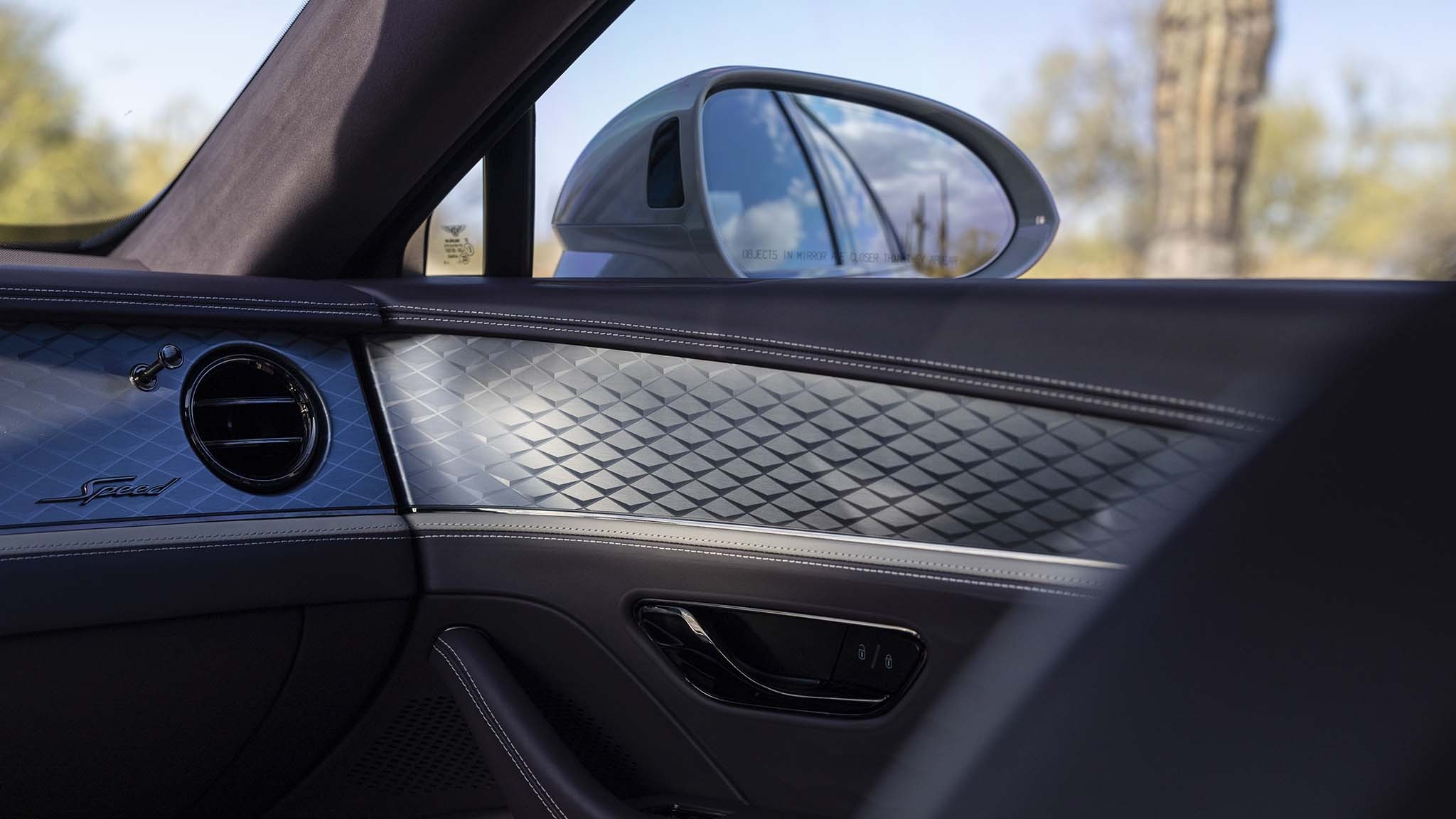 040 2025 bentley flying spur speed