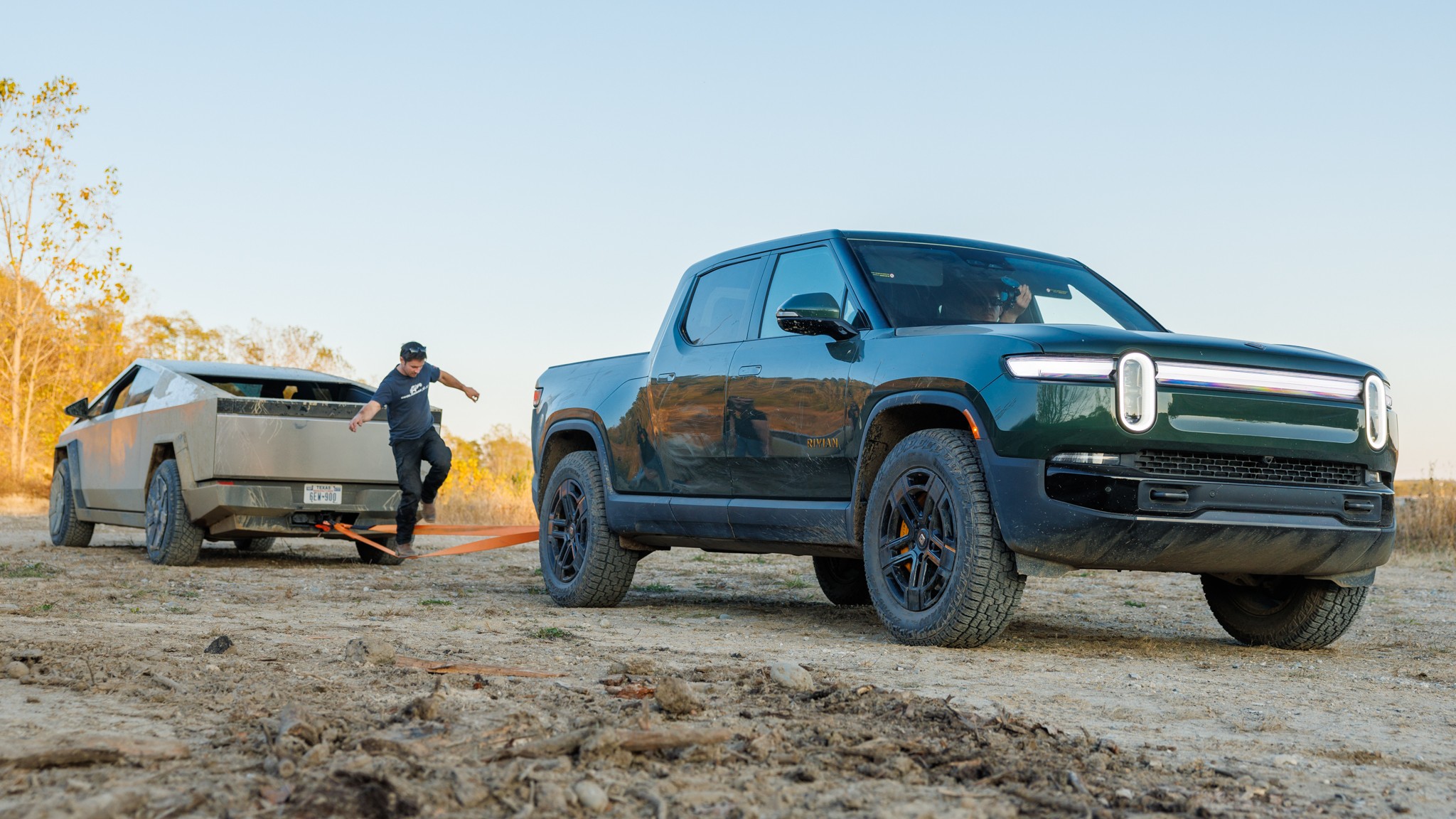 006 TugOfWar Cyberbeast vs R1T TOTY 2025